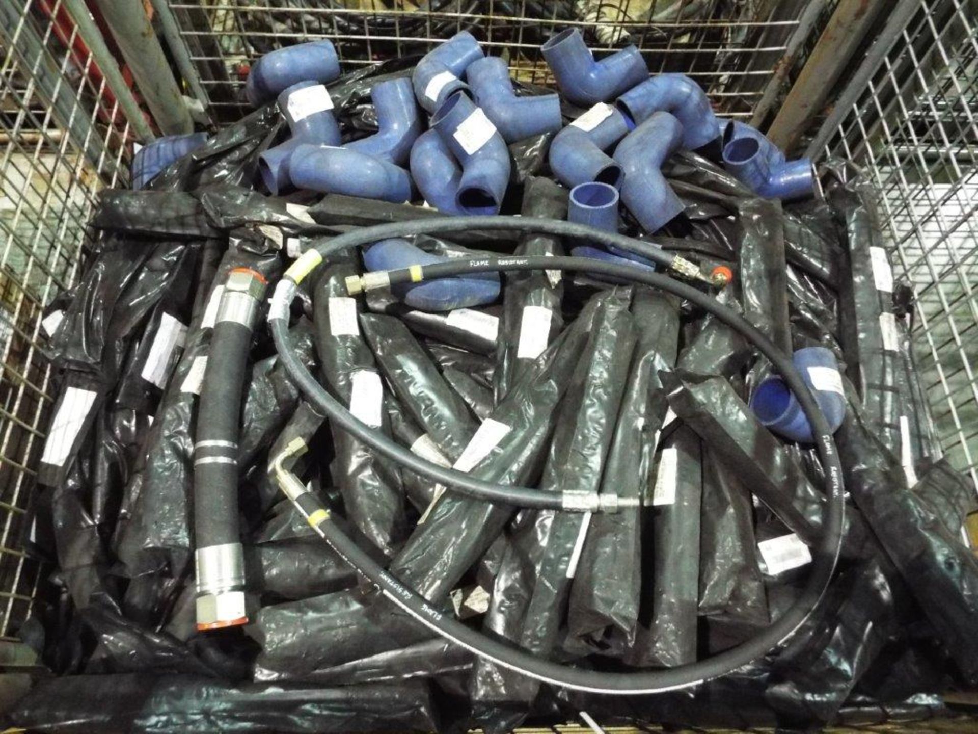 Mixed Stillage of Hydraulic and Rubber Hoses