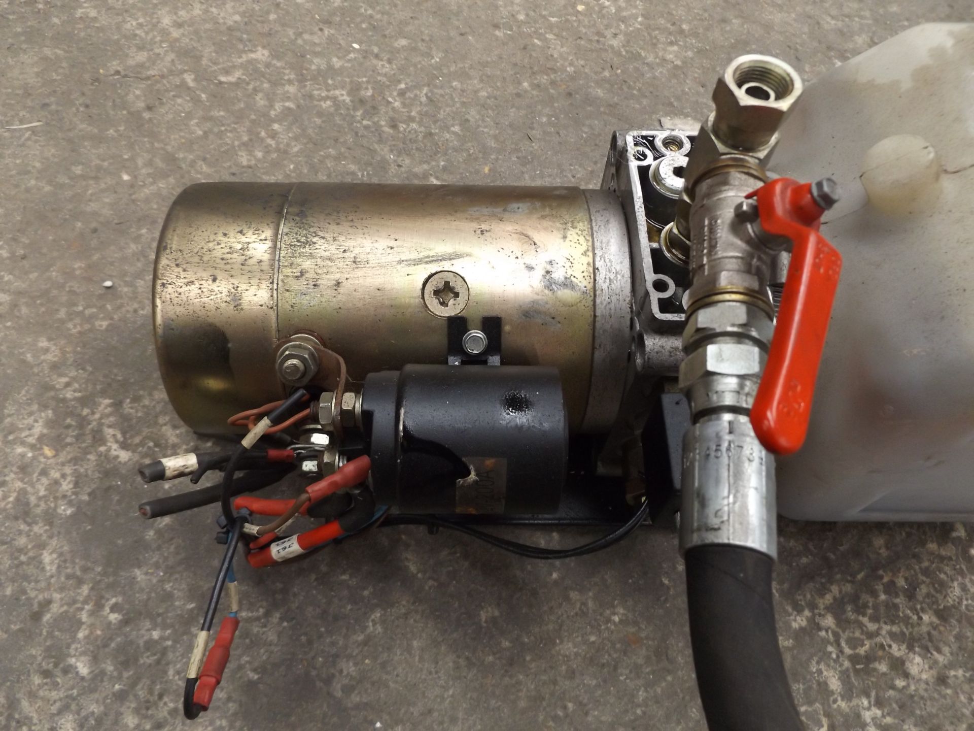 12V 1.8Kw Hydraulic Pump - Image 5 of 6