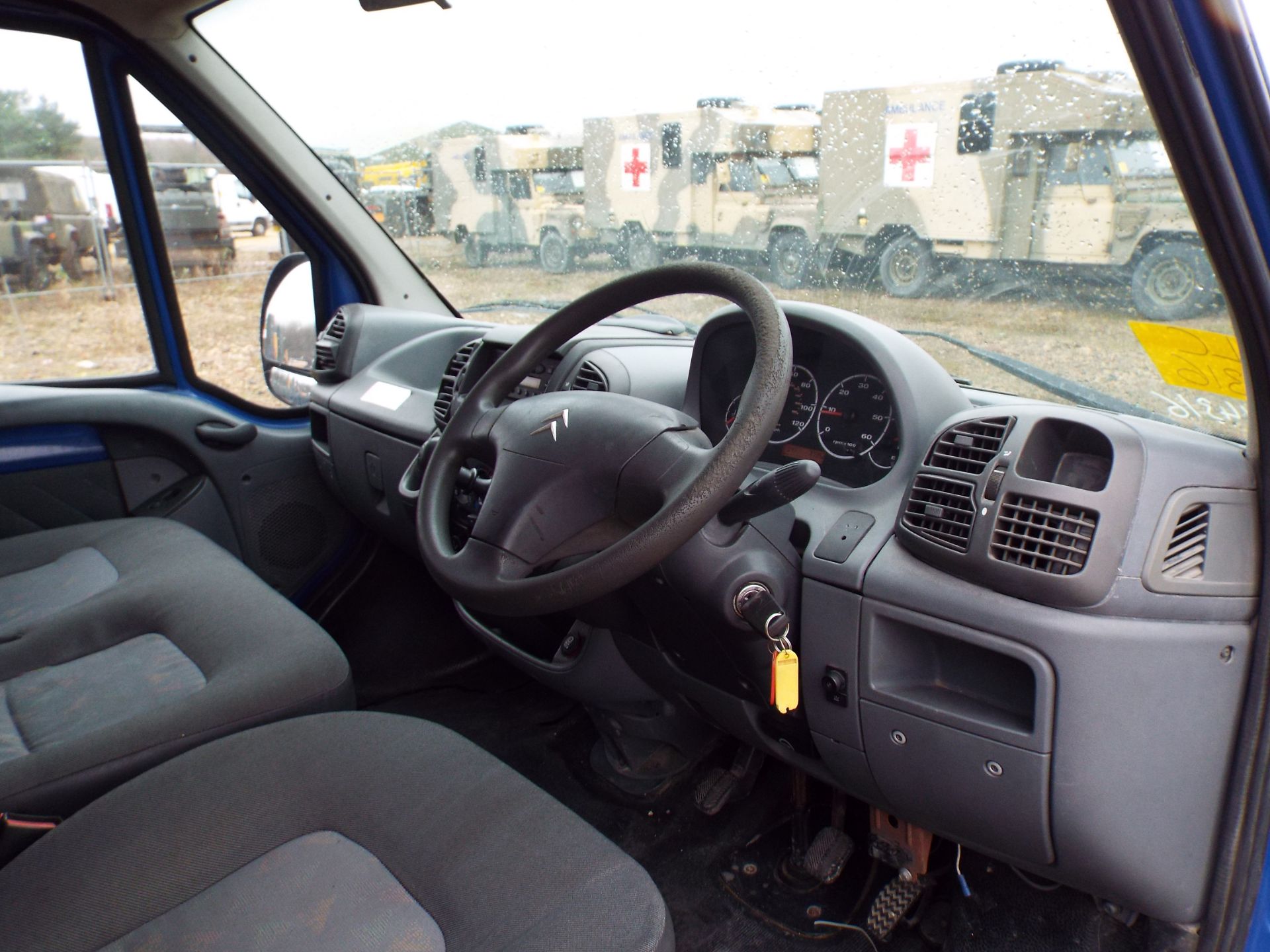 Citroen Relay 17 Seater Minibus - Image 10 of 17