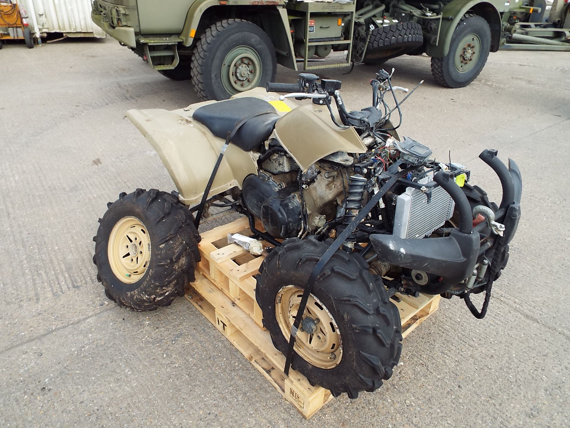 Military Specification Yamaha Grizzly 450 4 x 4 ATV Quad Bike with Winch