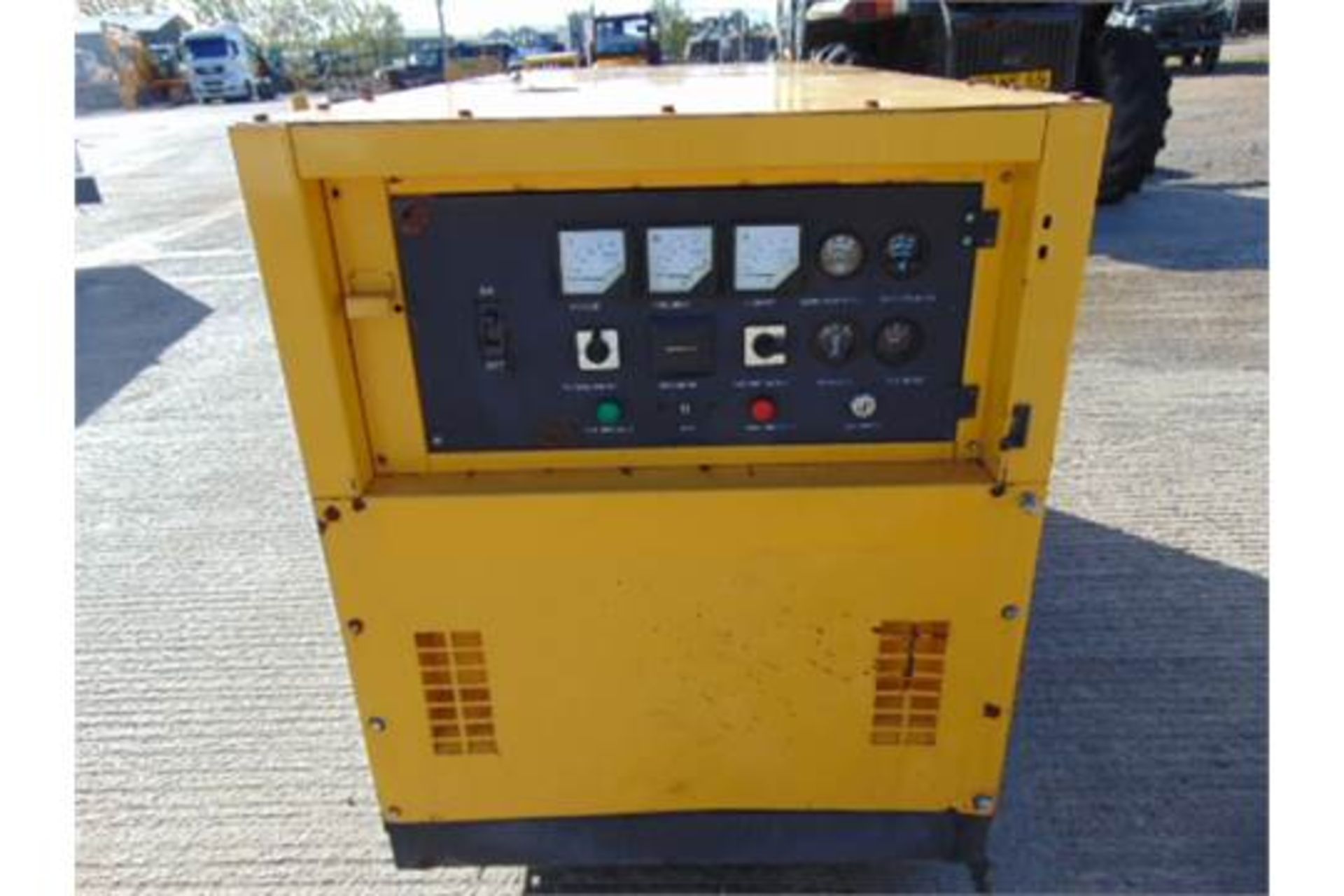 25 KVA 3 Phase Silent Diesel Generator Set - Bild 10 aus 16