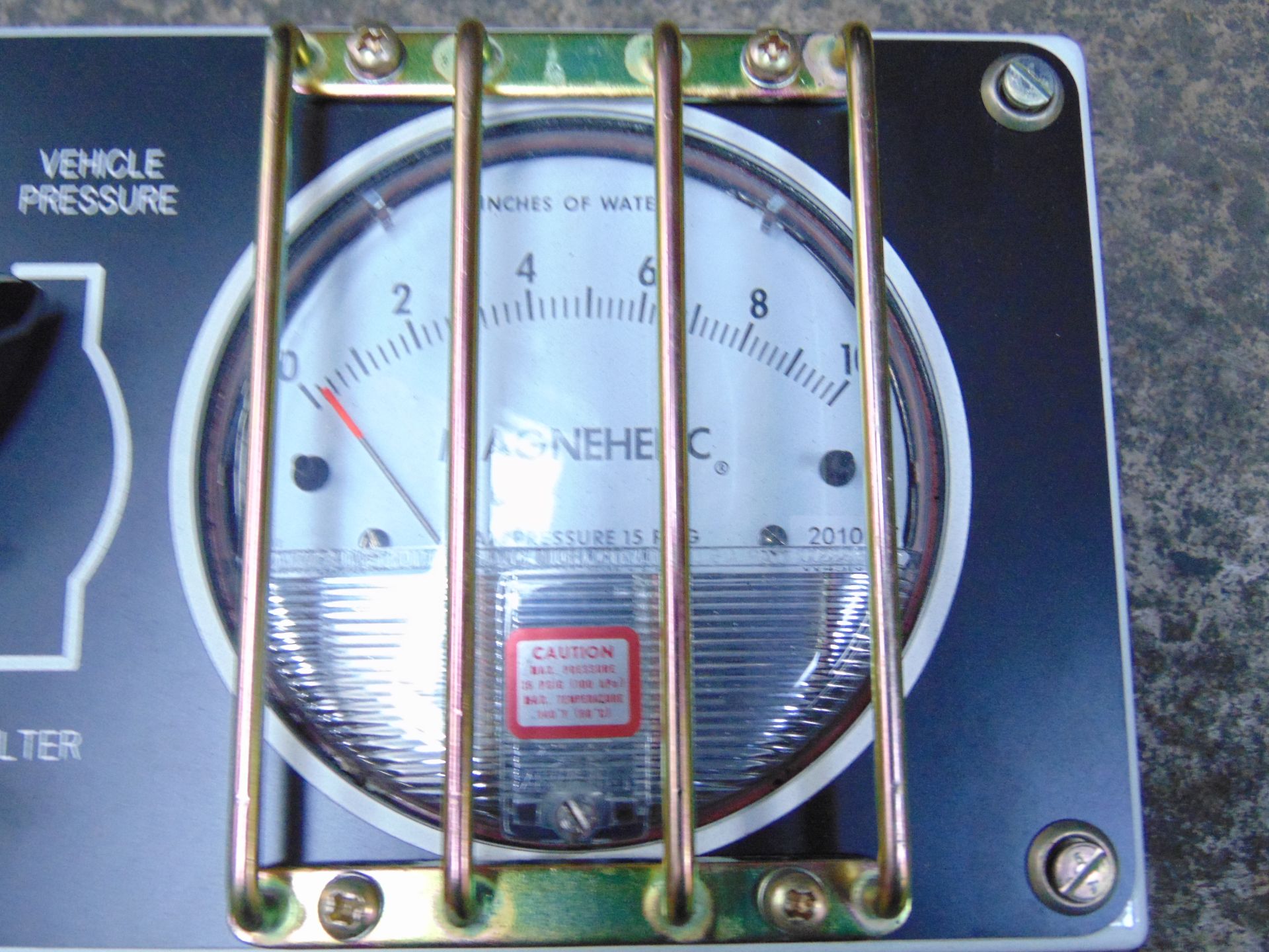 Aircontrol Technologies Ltd Pressure Indicator Unit P/no FV2104460 - Image 3 of 7