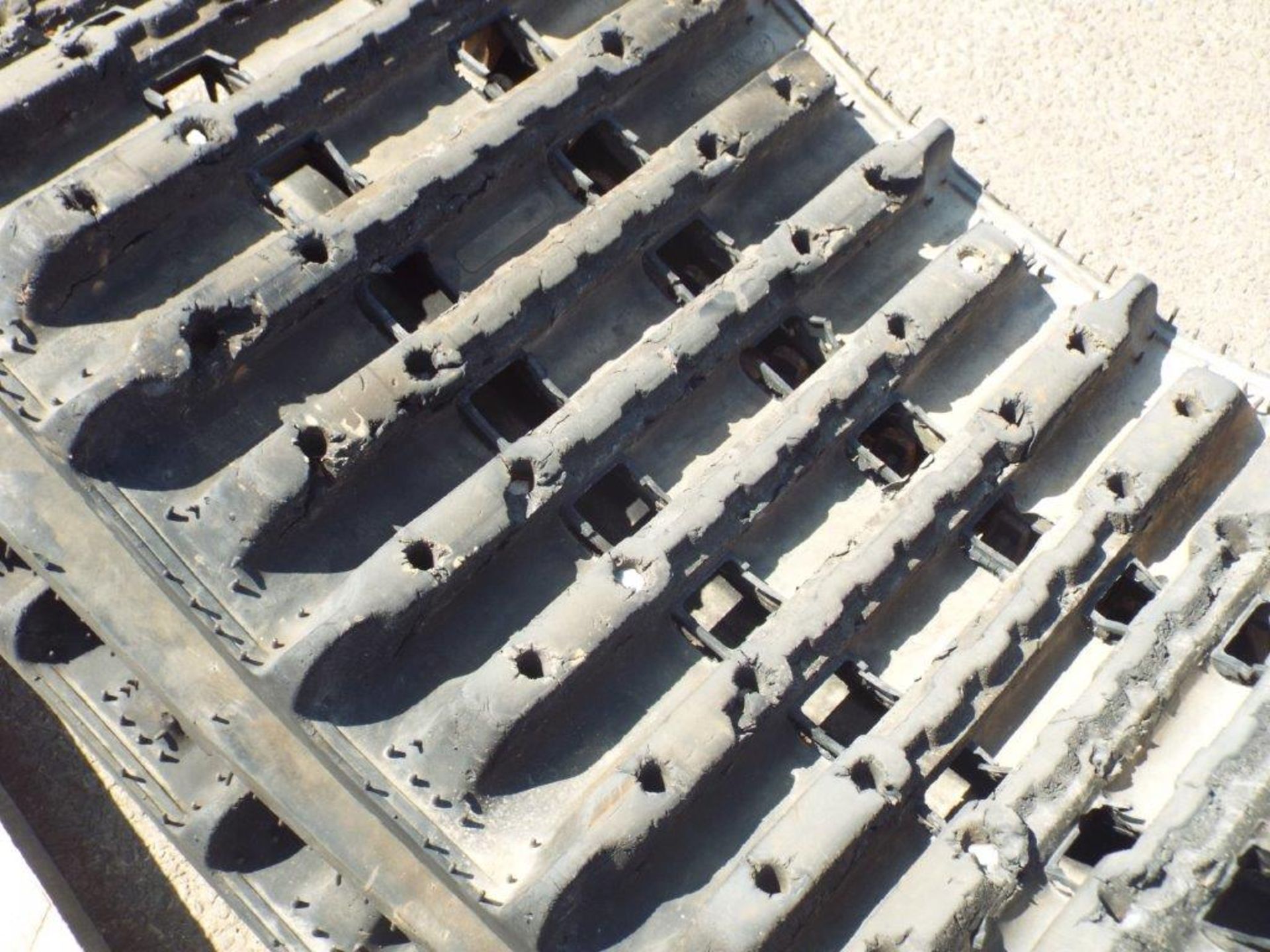 Hagglunds BV206 Track - Image 2 of 4