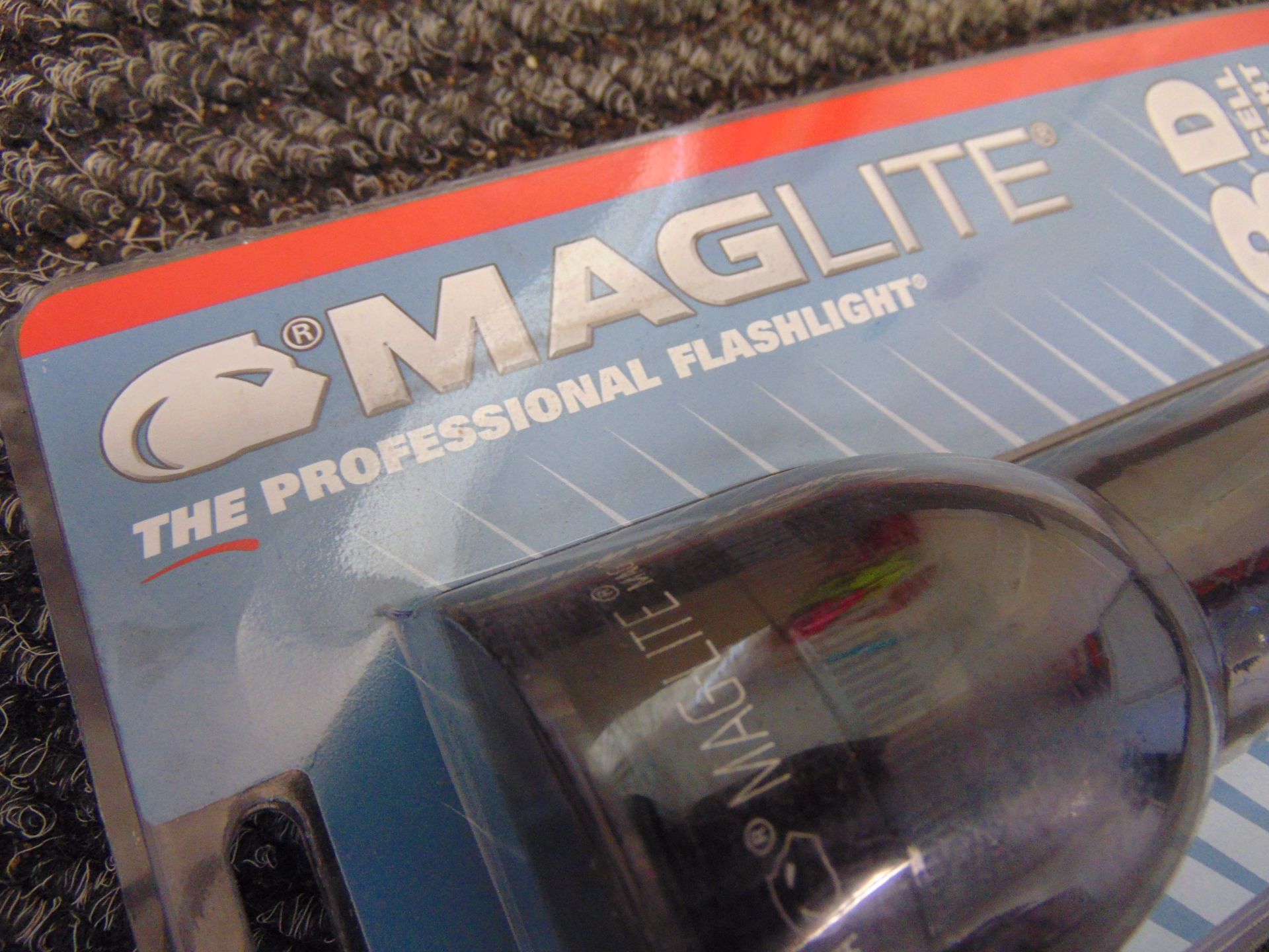 Maglite 3D Police Flashlight - Image 3 of 5