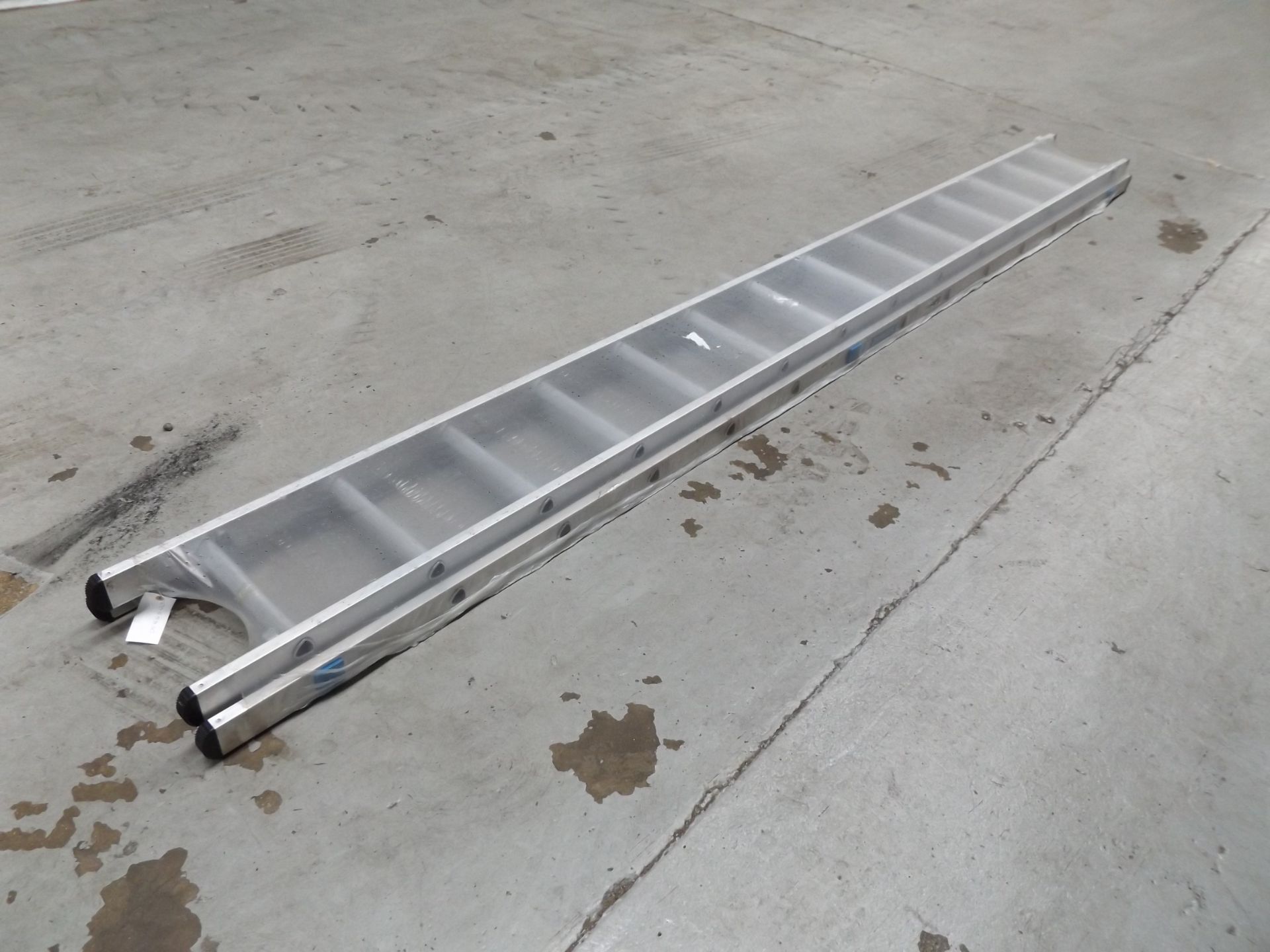 Zarges Z100 2 Section Aluminium Ladder - Bild 6 aus 6