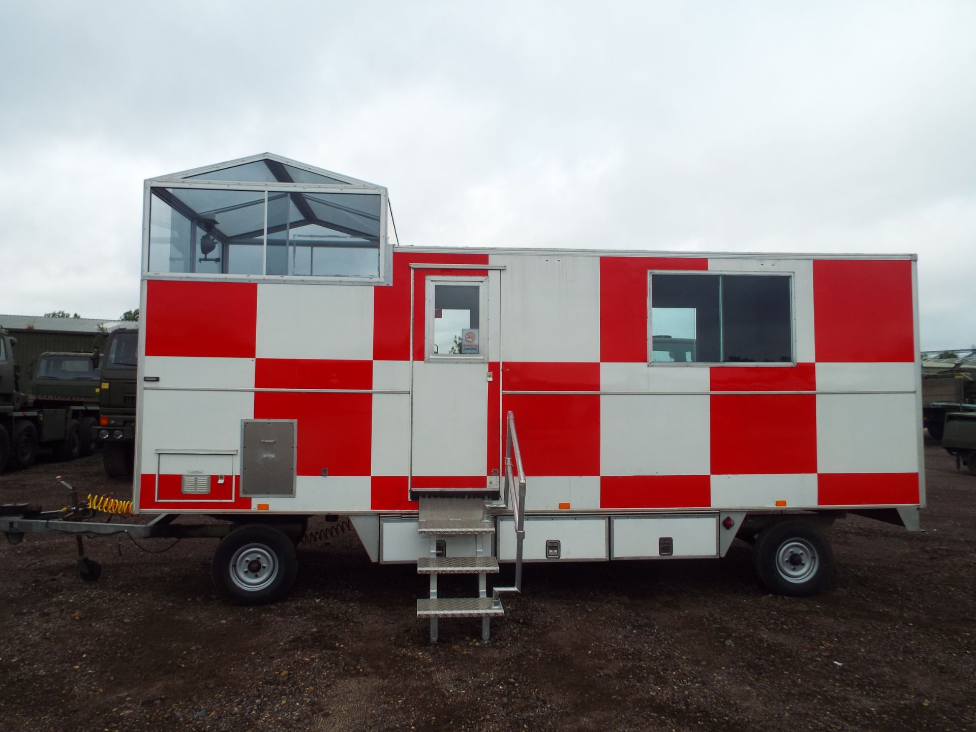 Mobile Observation and Command Centre - Bild 2 aus 46