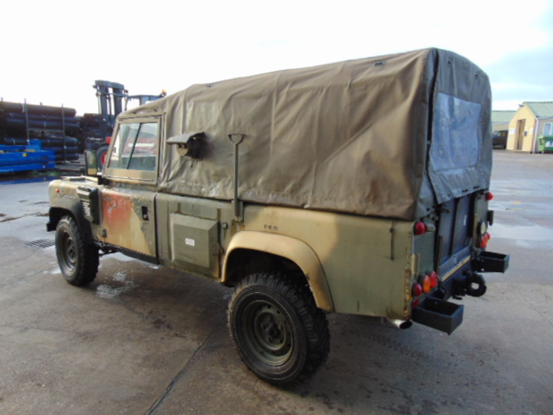 Land Rover Wolf 110 Soft Top - Bild 5 aus 22