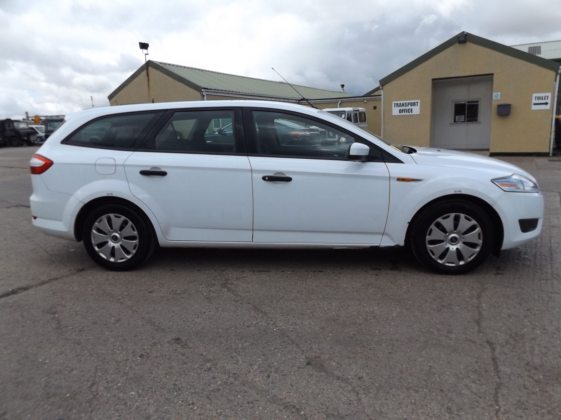 Ford Mondeo 2.0TDCi Estate - Image 5 of 19