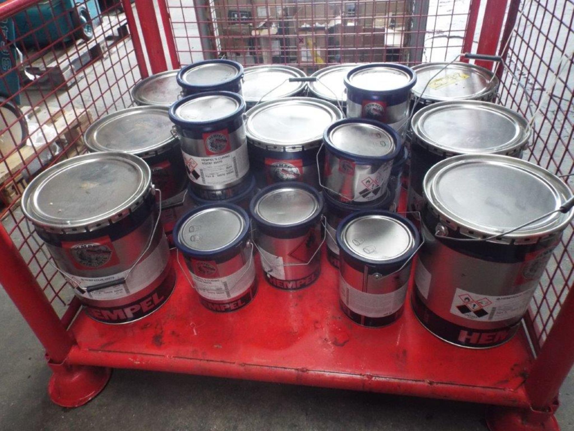 9 x 15/5L Cans of Hempel Hempadur 15570 2-Part Epoxy Paint - Red + 1 x 3.75/1.25L Reddish Grey