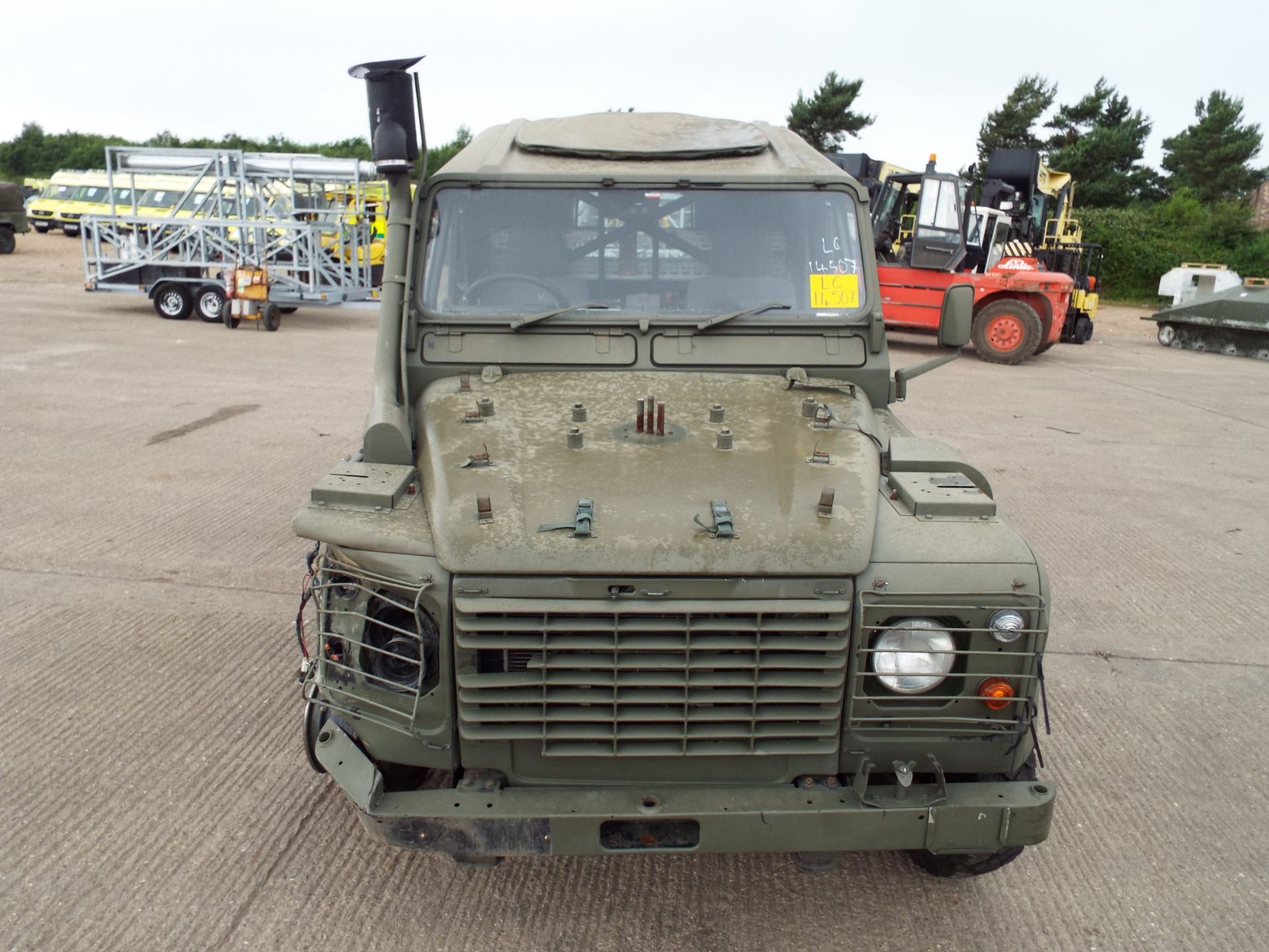 Royal Marines a Very Rare Winter/Water Land Rover Wolf 110 Hard Top - Image 8 of 27