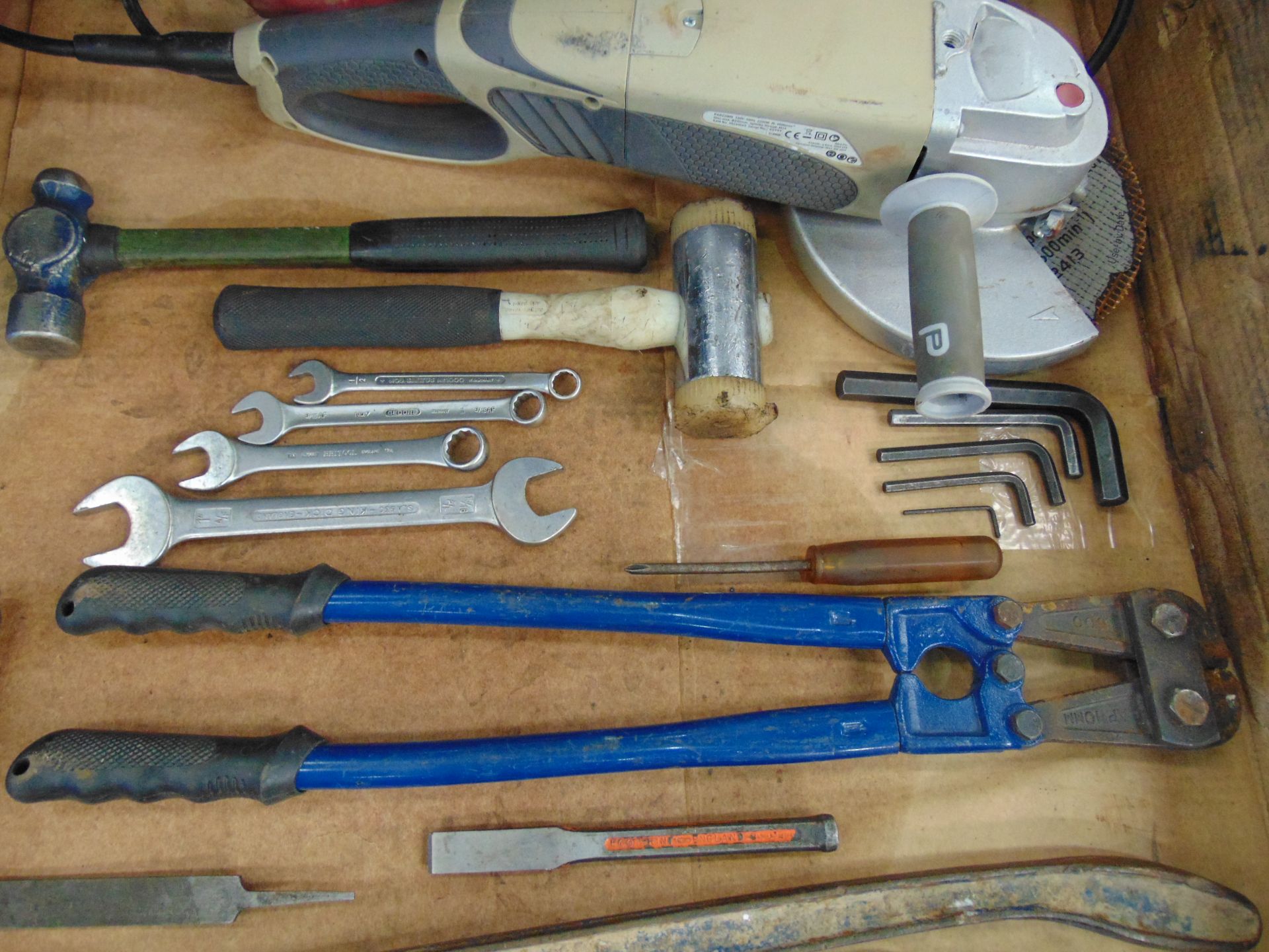 Mixed Stillage of Tools - Image 5 of 8