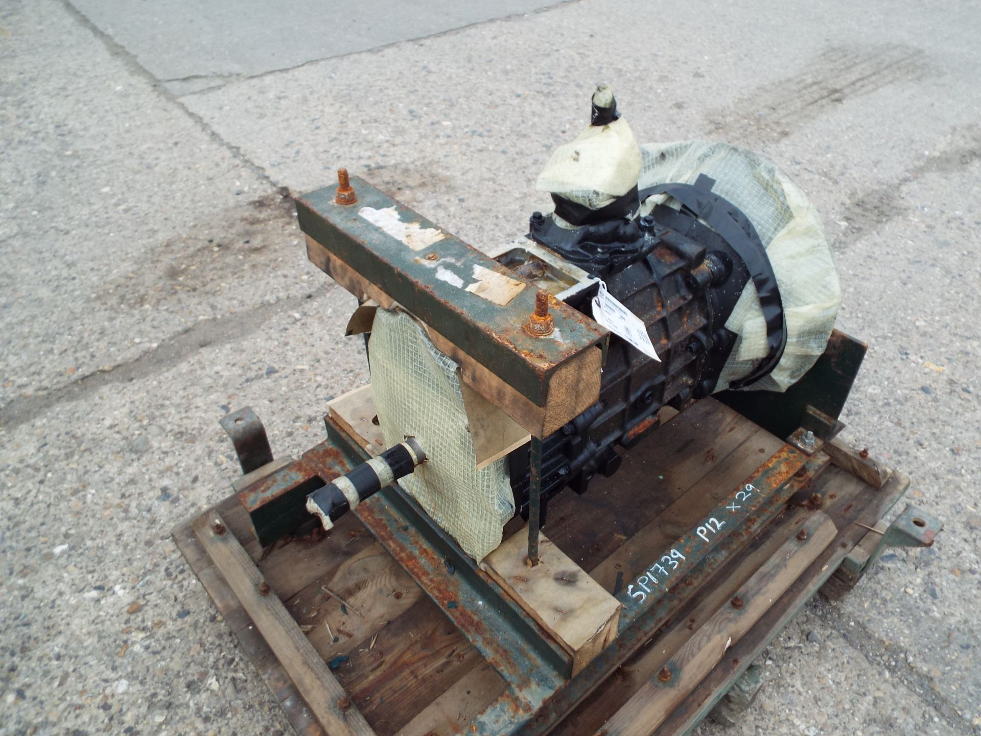 A1 Reconditioned Land Rover LT77 Gearbox - Image 2 of 7