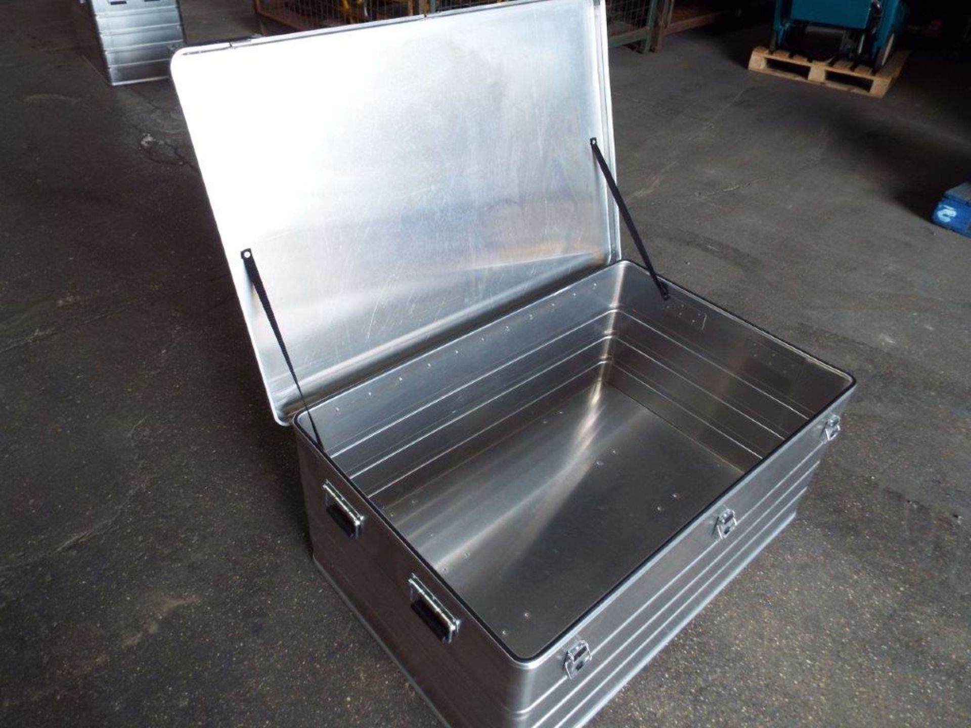 Unissued Heavy Duty Aluminium Stacking Case - Bild 4 aus 5