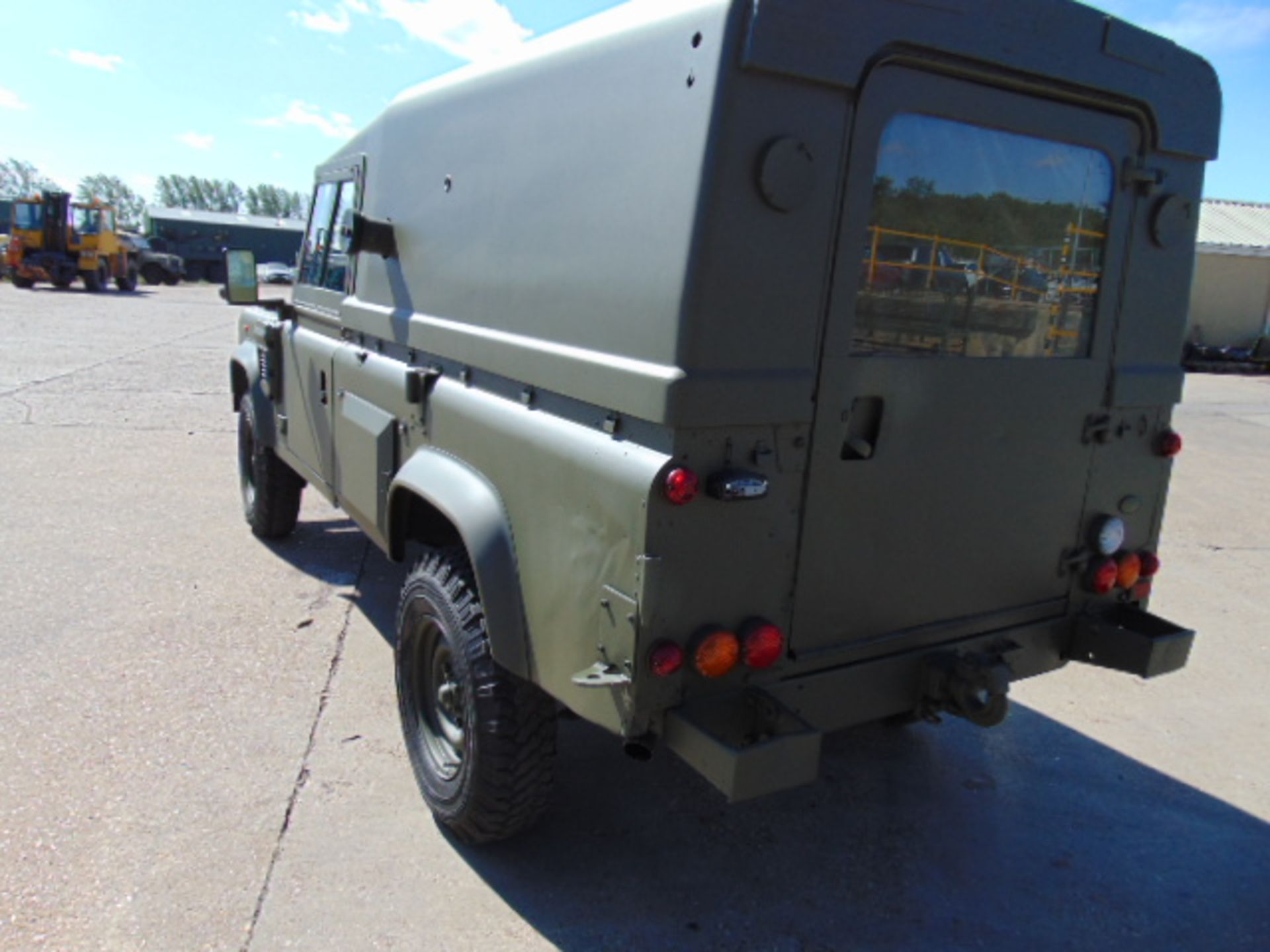 Military Specification Land Rover Wolf 110 Hard Top FFR - Bild 5 aus 29