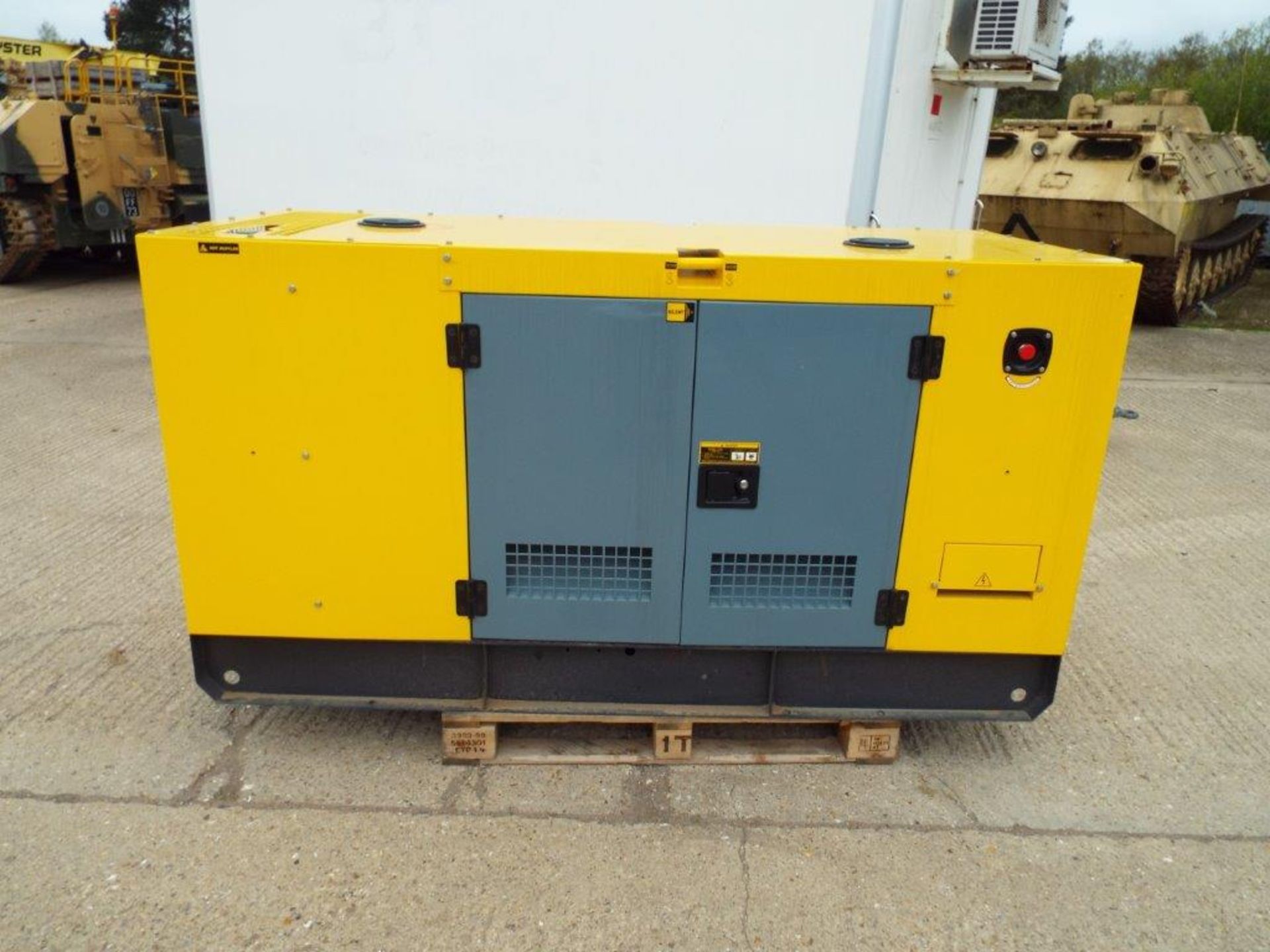 UNISSUED WITH TEST HOURS ONLY 60 KVA 3 Phase Silent Diesel Generator Set - Image 6 of 19