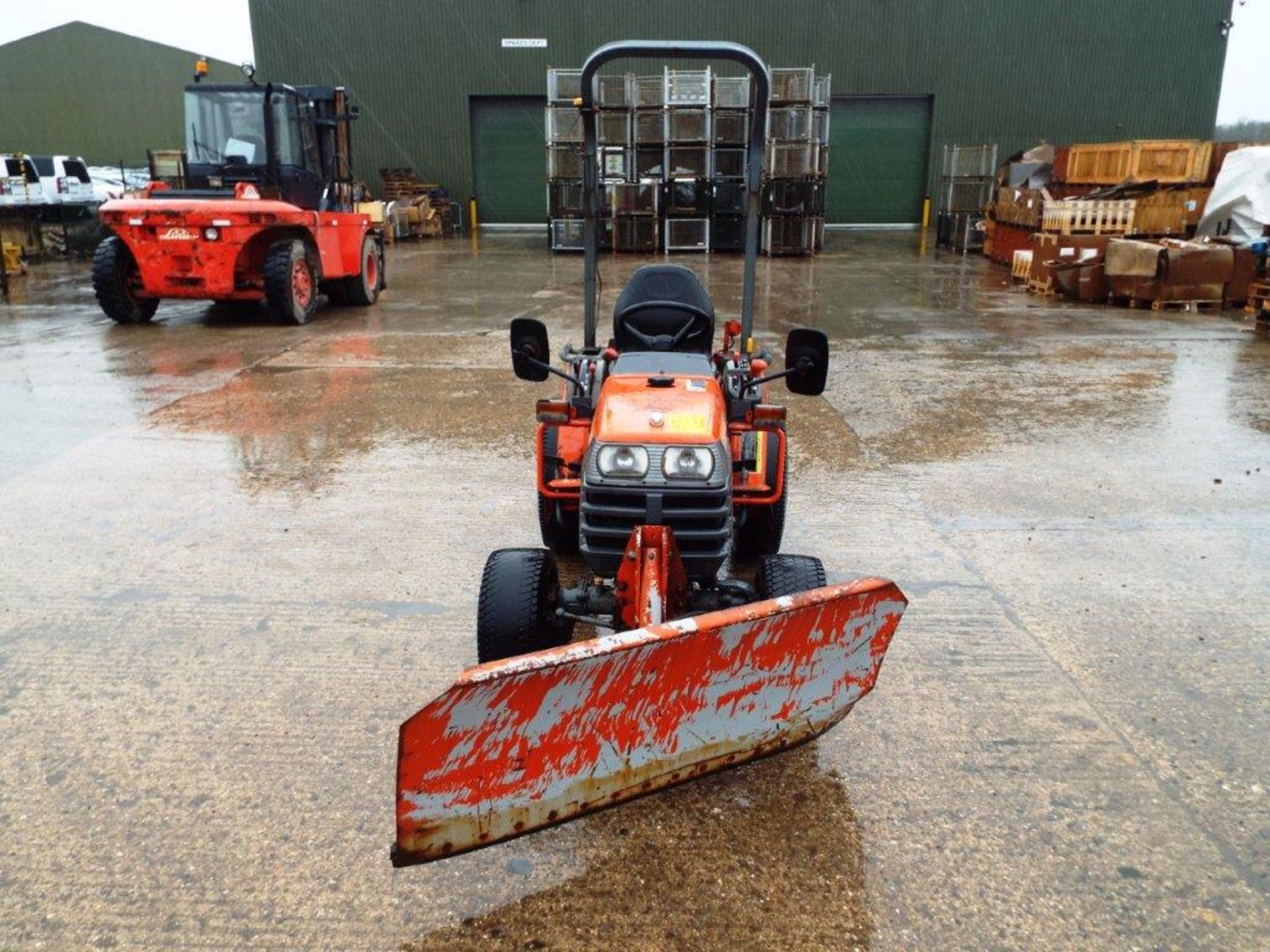 Kubota B1410D 4WD Diesel Powered Compact Tractor with Hydraulic Snow Plough Attachment - Image 2 of 25