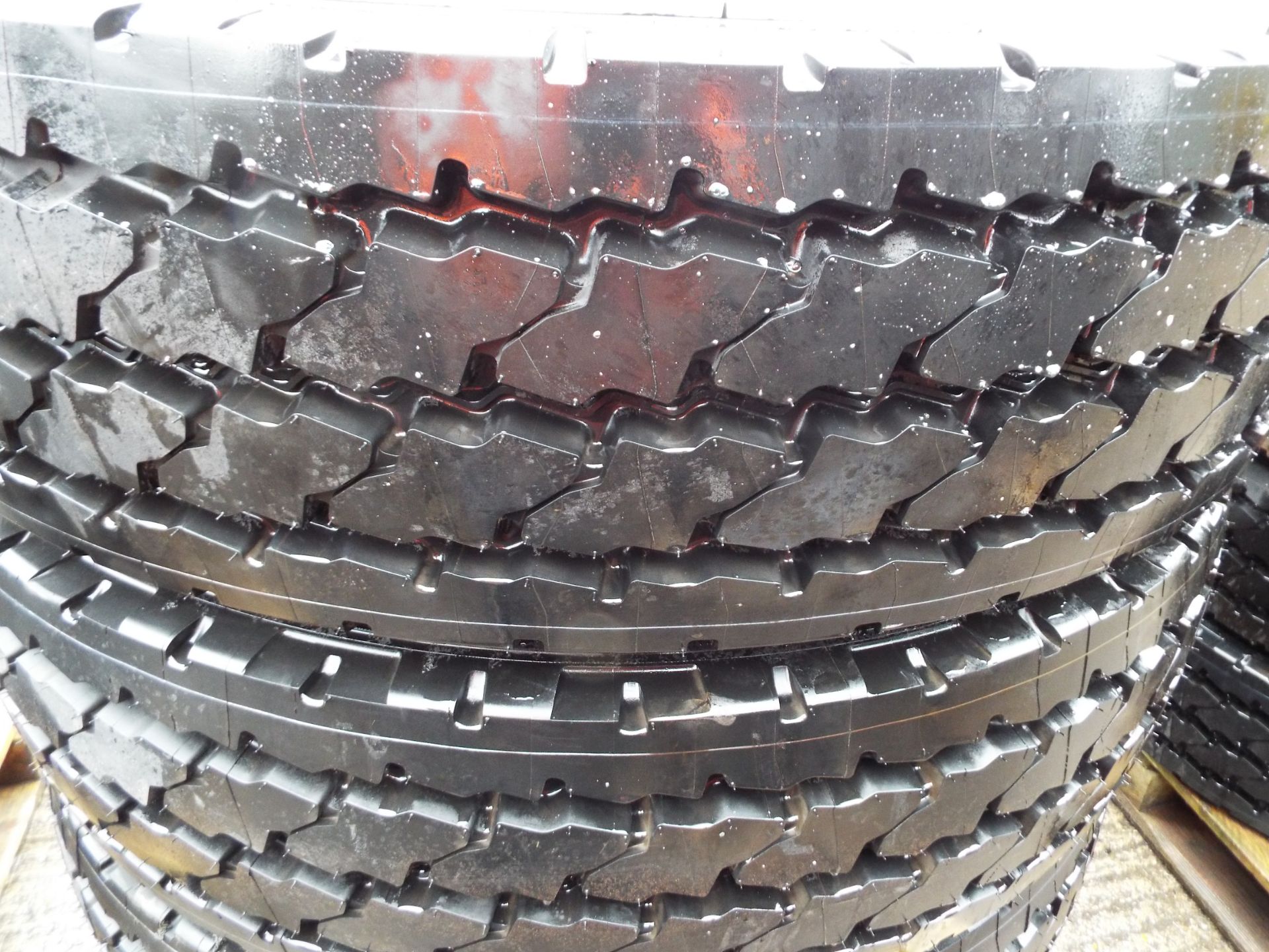 4 x Michelin XZY-2 12.00 R22.5 Tyres - Image 5 of 5