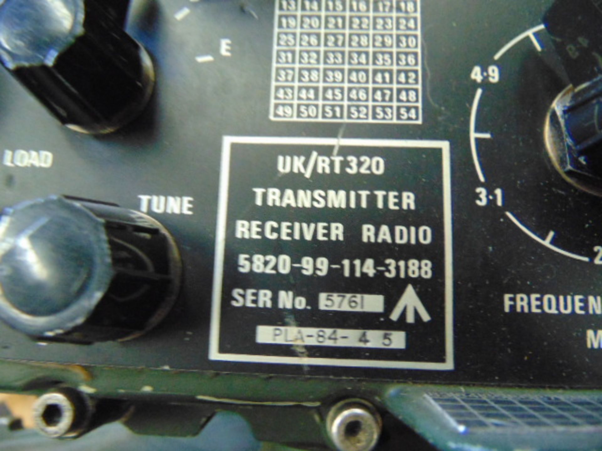 2 x Clansman RT320 Transmiter Receiver Radios - Image 3 of 4