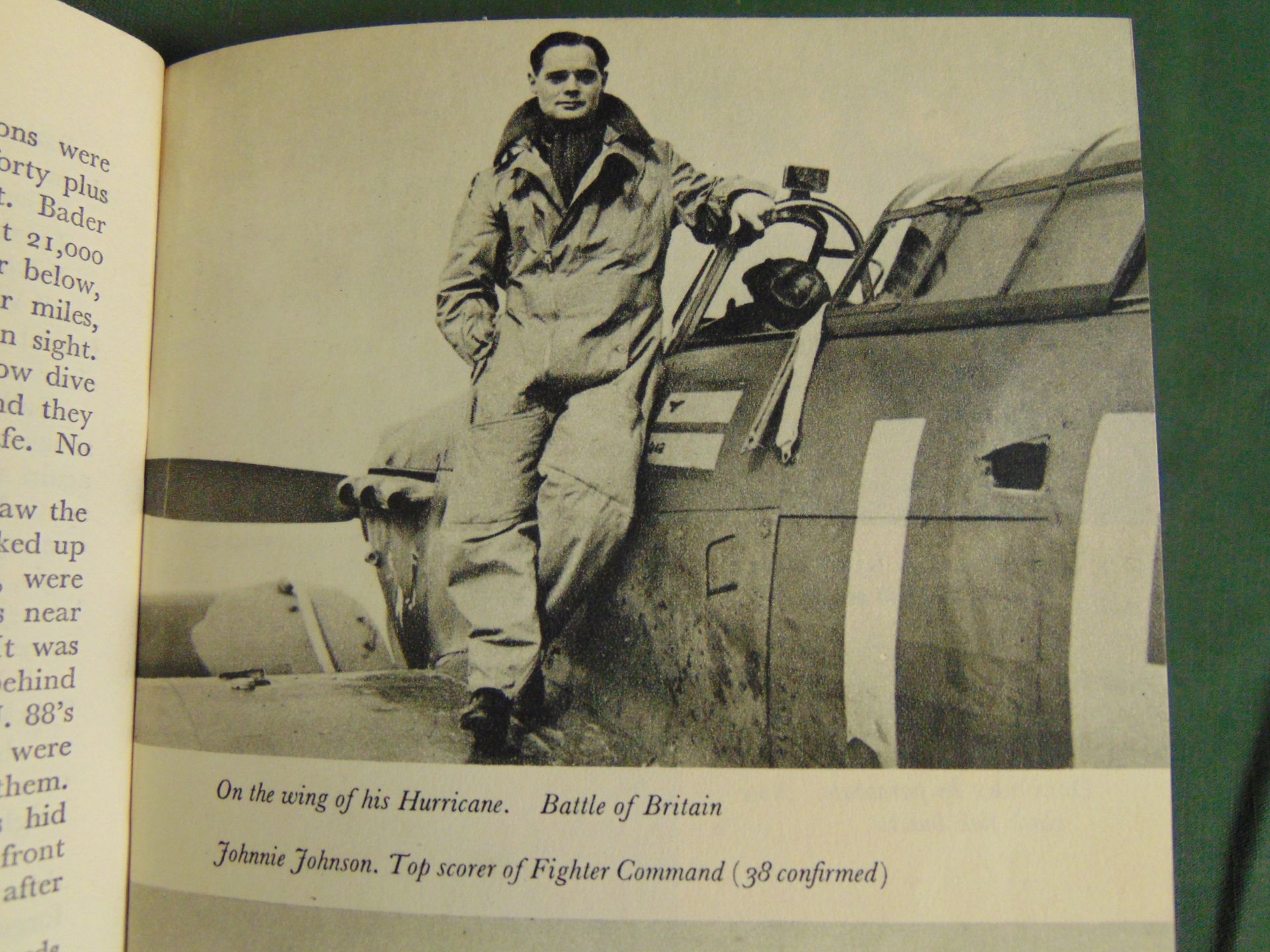 1954 Copy of REACH FOR THE SKY, Douglas Bader Life Story - Image 5 of 5
