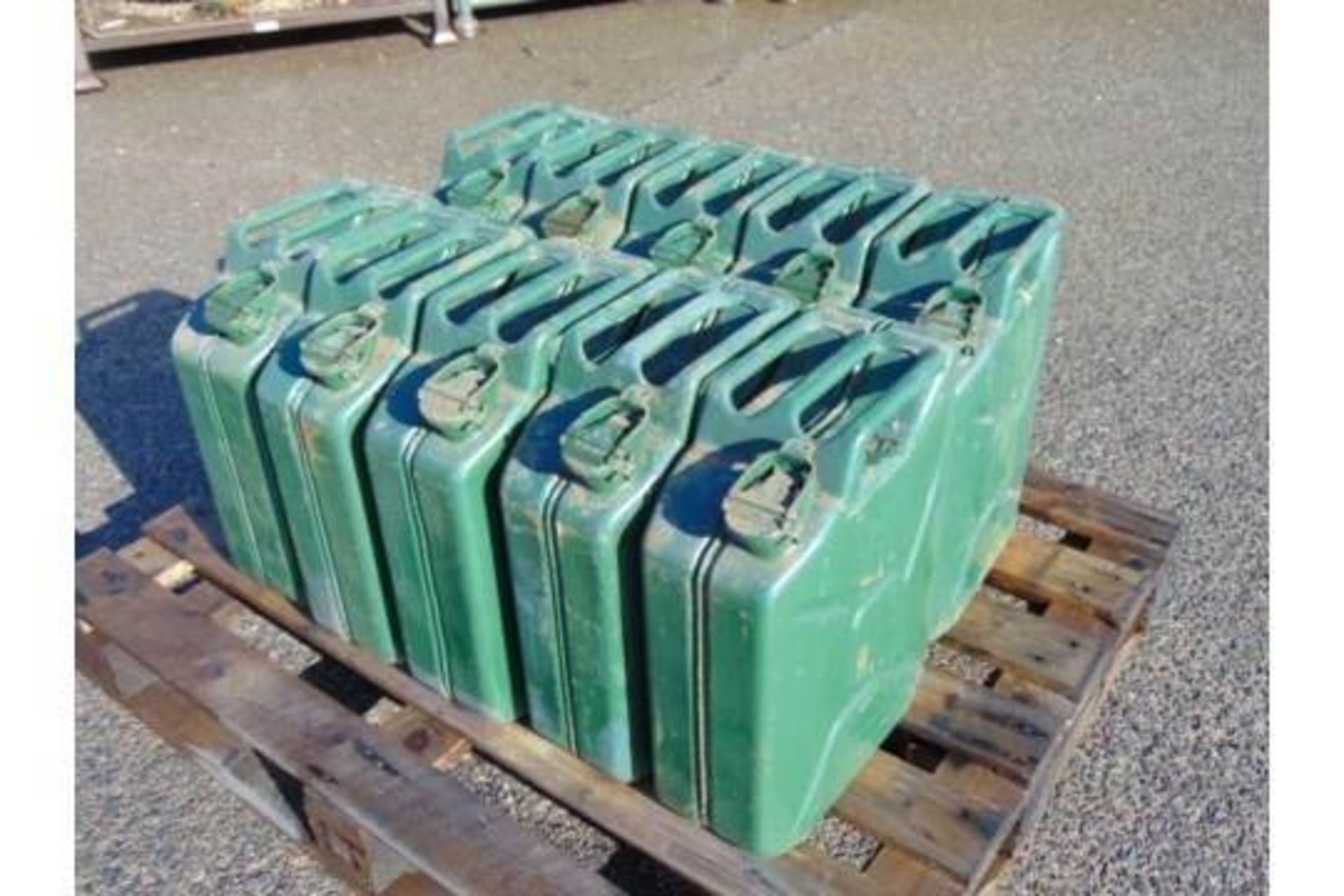 10 x Unissued NATO Issue 20L Jerry Cans - Image 2 of 7