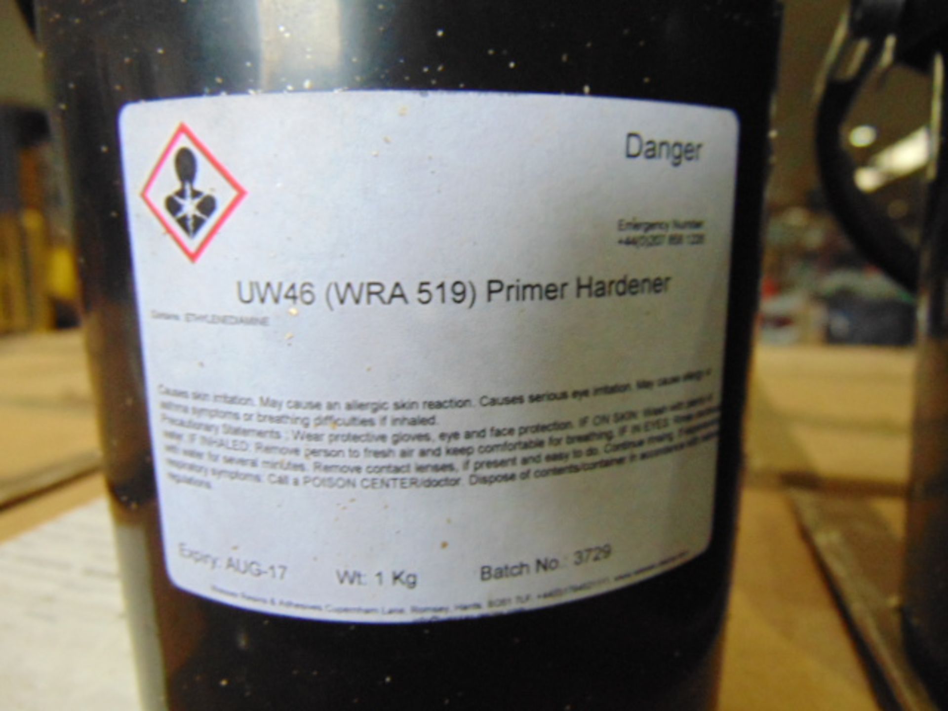 Approx 40 x Unissued Cans of UW46 (WRA519) Epoxy Resin - Bild 4 aus 5