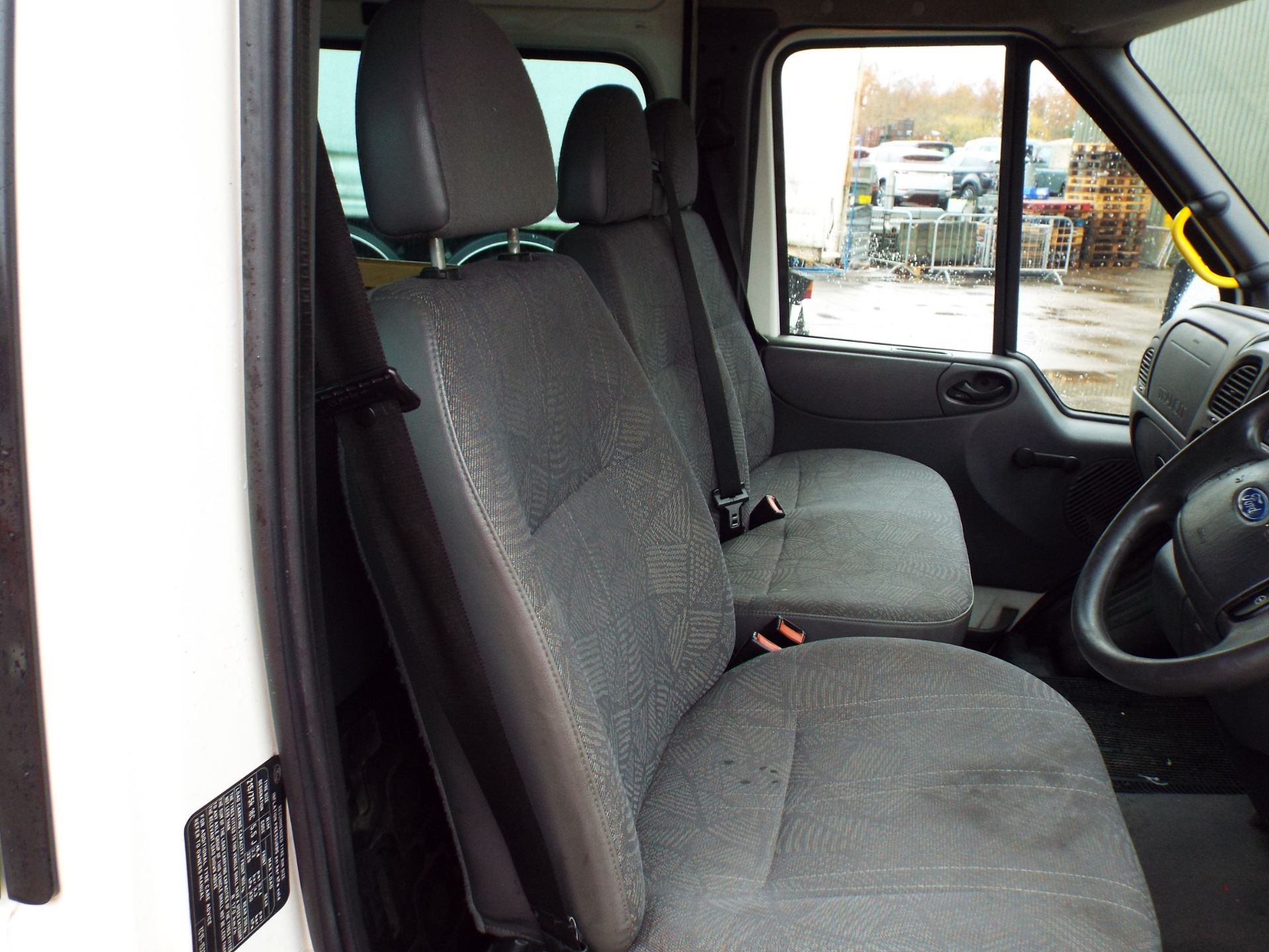 Ford Transit 11 Seat Minibus - Image 12 of 20