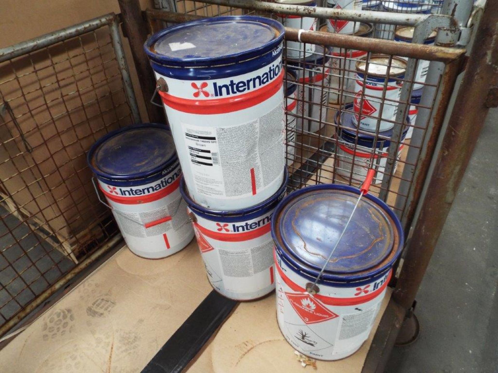 4 x Unissued 20L Cans of Intersmooth 7460HS Brown Protective Coating