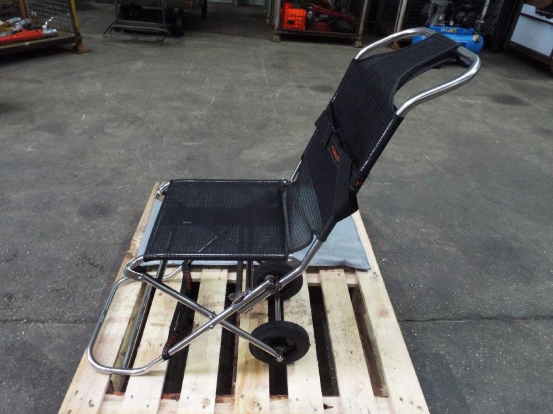 Ferno Evacuation Chair with Case - Bild 5 aus 8