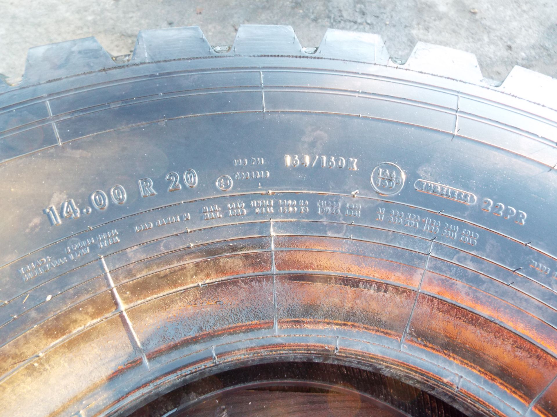 Continental 14.00 R20 Tyre - Image 3 of 6