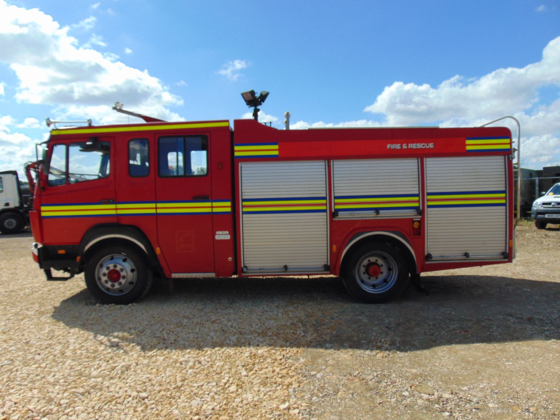 Mercedes 1124 Saxon Fire Engine - Image 4 of 15