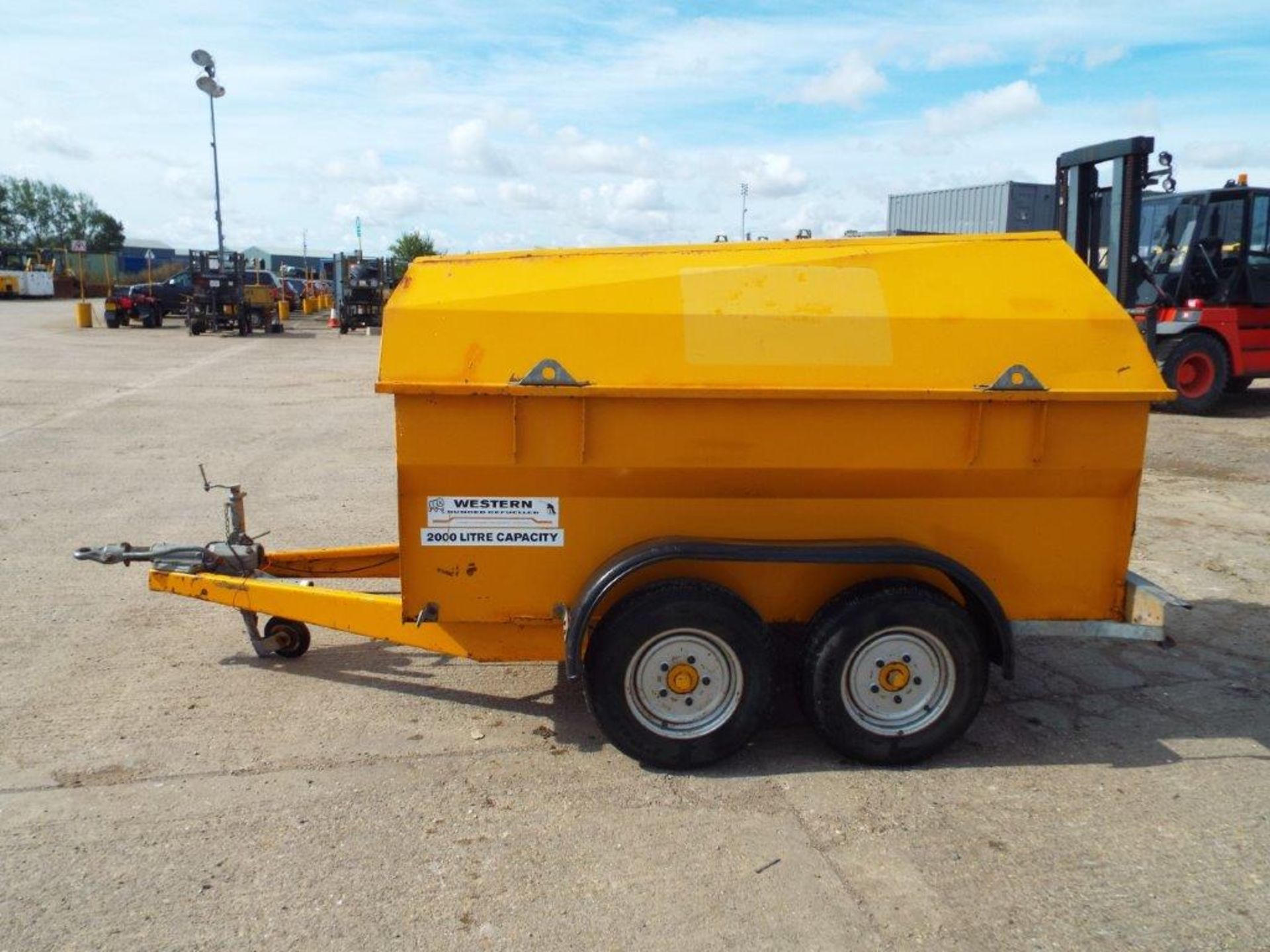 Western Trailers 2000L Twin Axle Bunded Refueller Trailer - Image 4 of 15