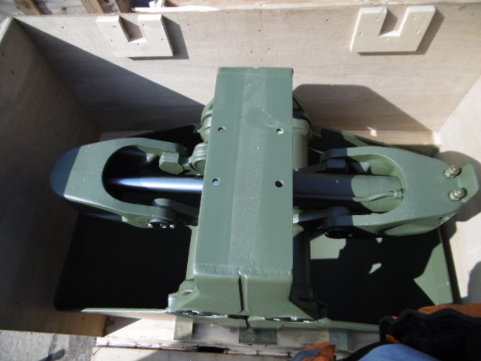 KM 605 Heavy Duty Clamshell Bucket with Horizontal Hydraulic Cylinder - Bild 2 aus 6