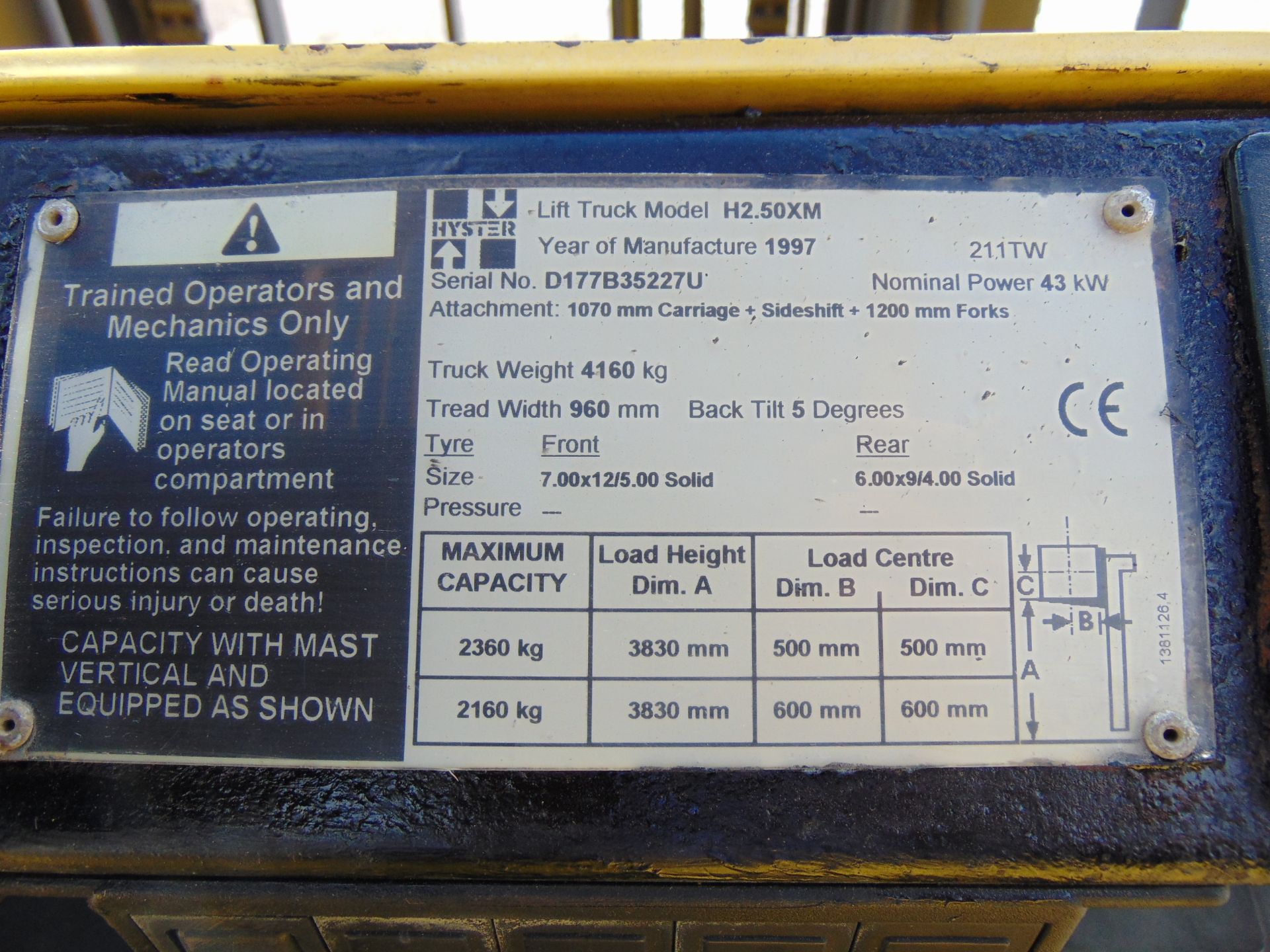 Hyster H2.50XM Counter Balance Diesel Forklift C/W Side Shift - Image 16 of 16