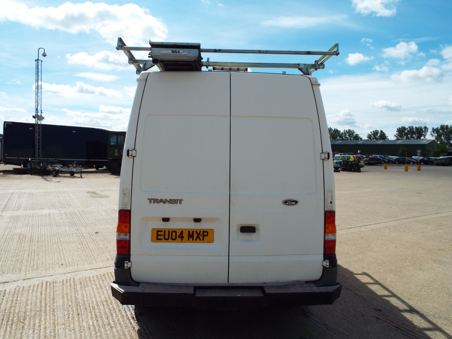 Ford Transit 350 LWB TD Panel Van with RAX Roof Rack - Image 6 of 24