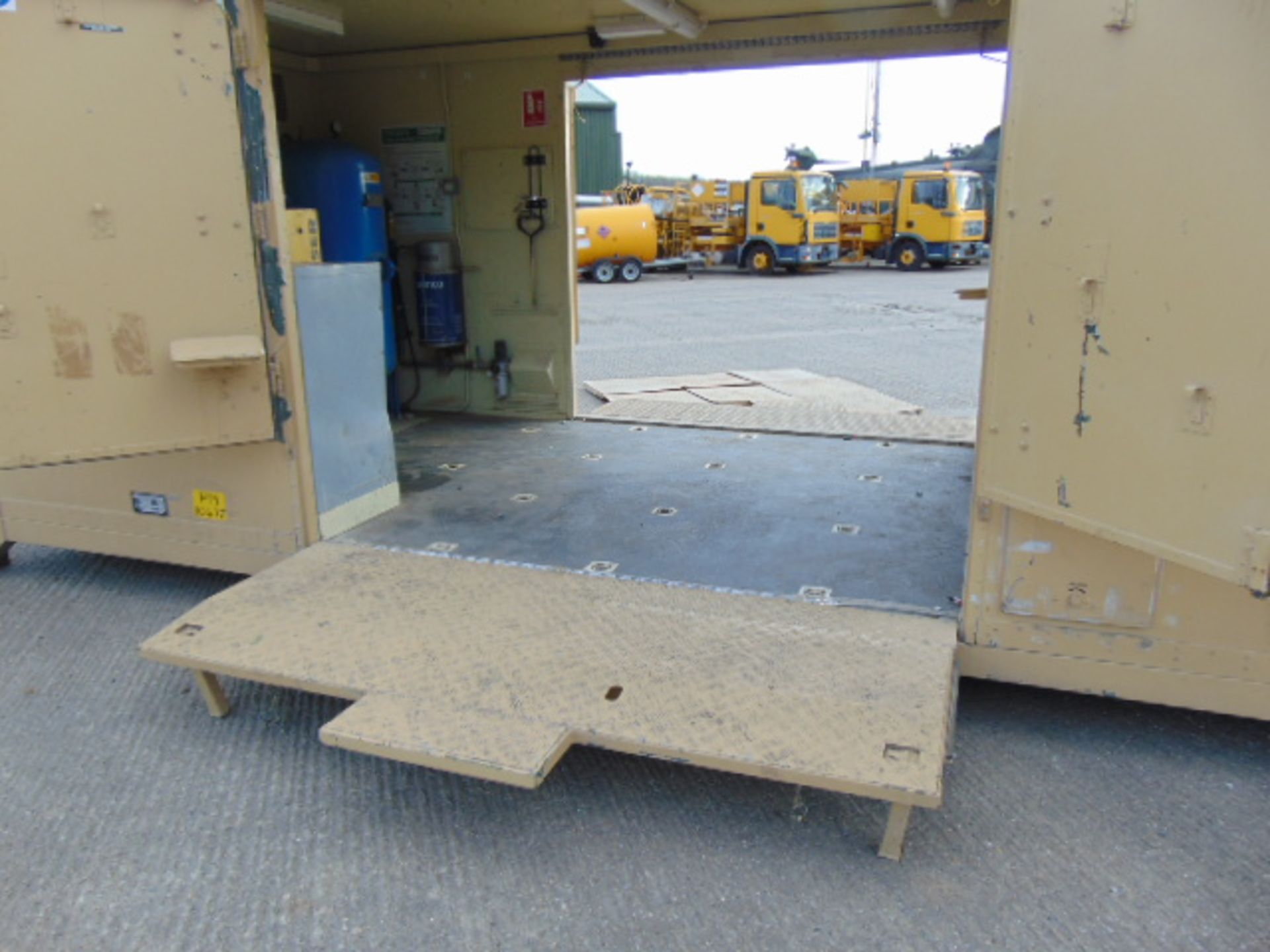 Demountable Workshop Unit - Image 4 of 35