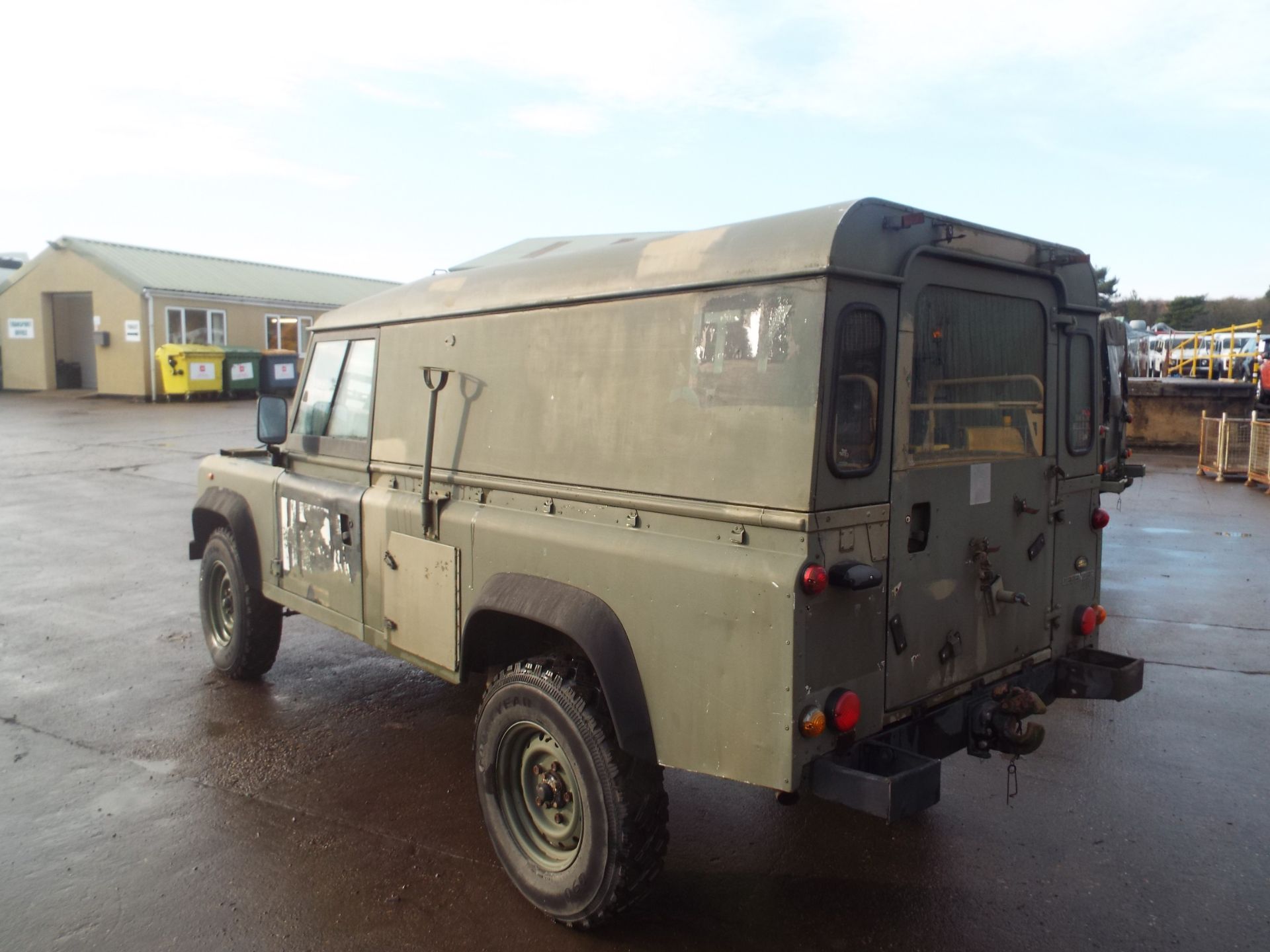 Land Rover Defender 110 Hard Top - R380 Gearbox - Image 5 of 23