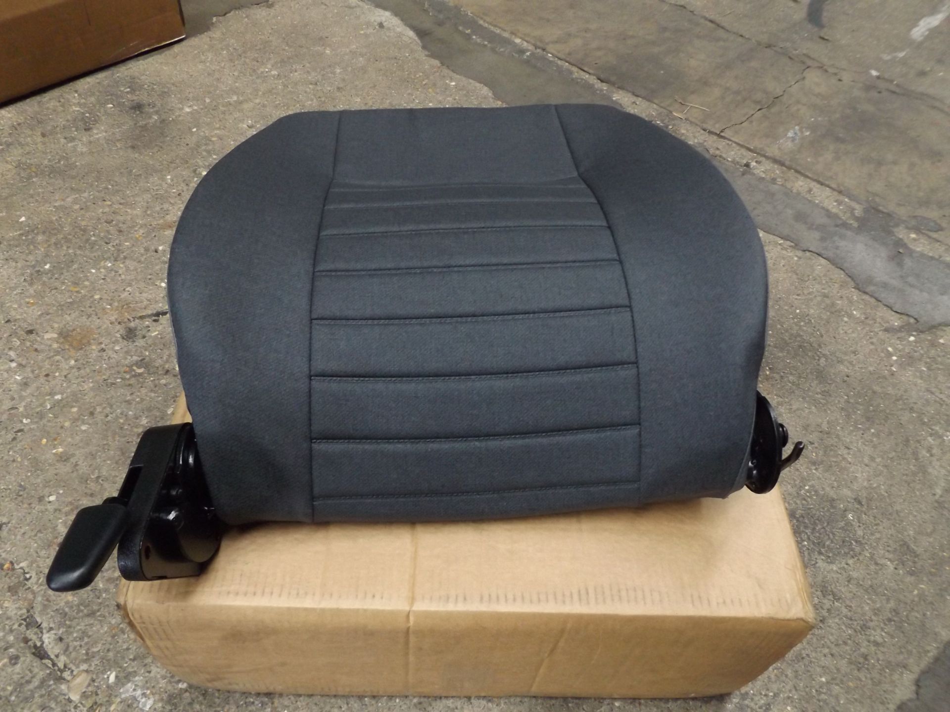 2 x Land Rover Wolf/WMIK Seat Backs - Image 3 of 6