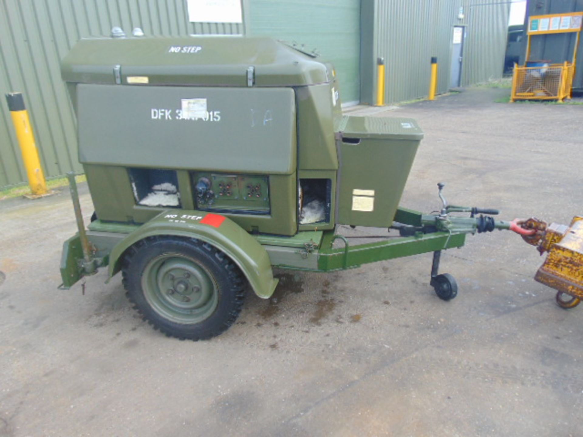 Ex Uk Royal Air Force Trailer Mounted 25 KVA Generator - Image 3 of 10