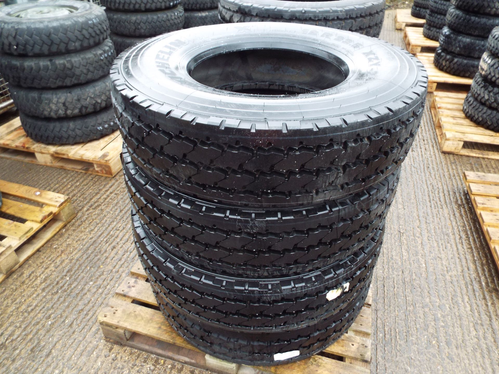 4 x Michelin XZY-2 12.00 R22.5 Tyres