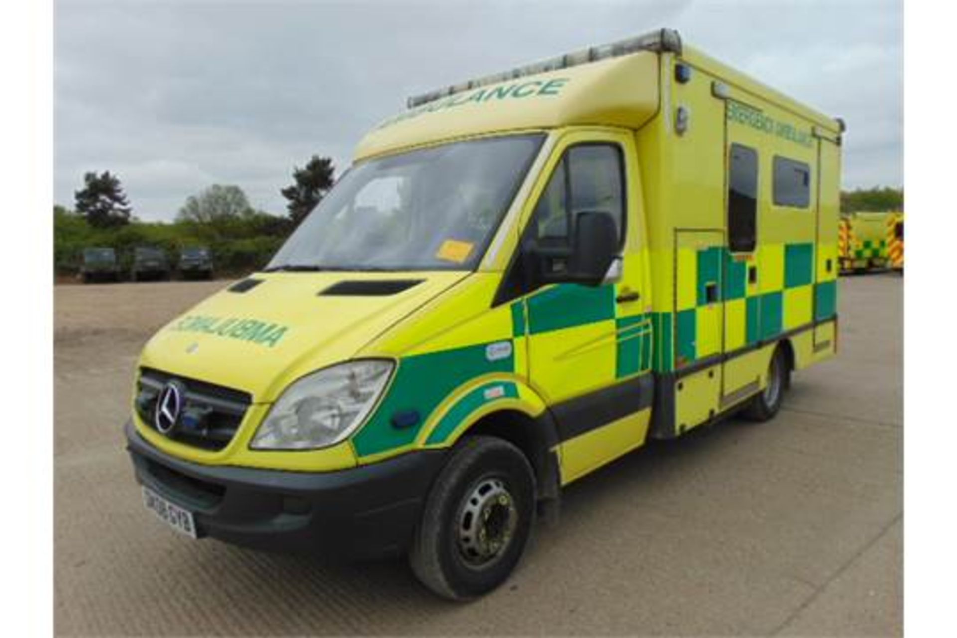 Mercedes Sprinter 515 CDI Turbo diesel ambulance - Image 3 of 21