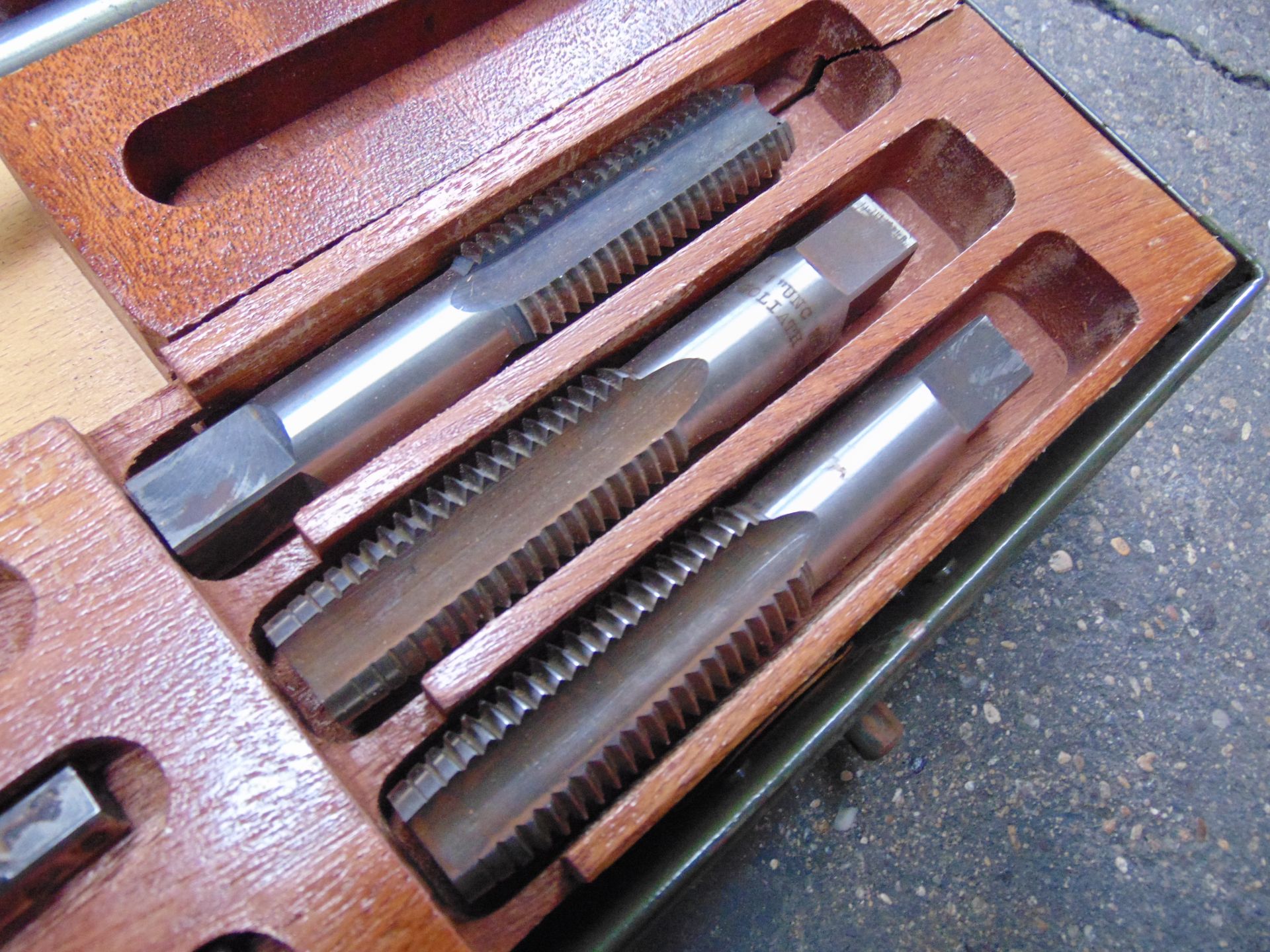 Tap and Die Rethreading Set - Image 4 of 8