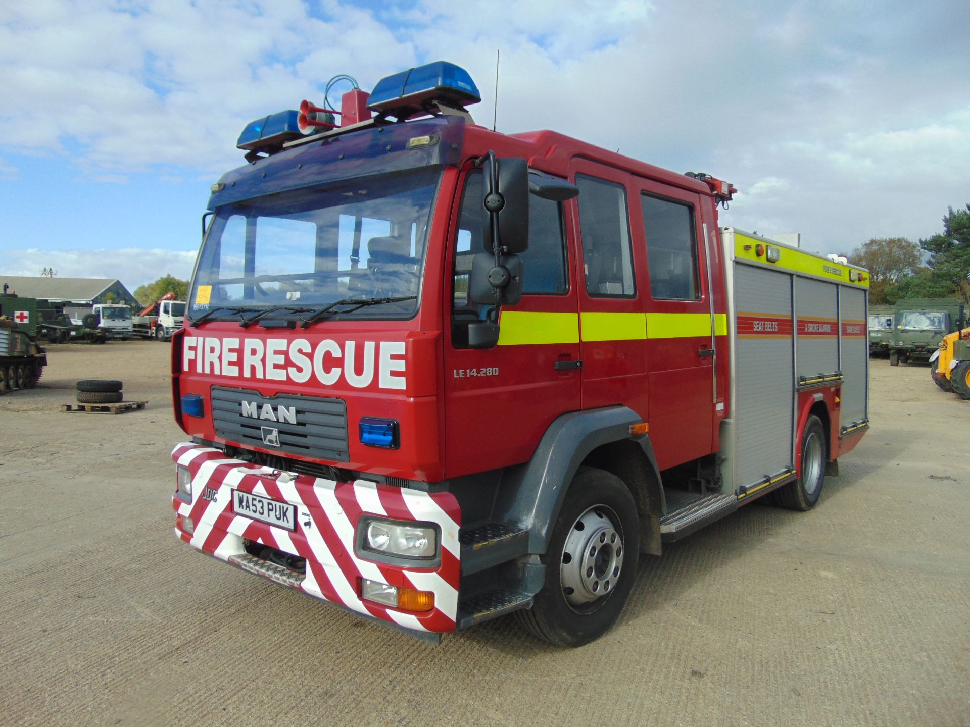 MAN LE 14.280 Fire Engine - Image 3 of 35