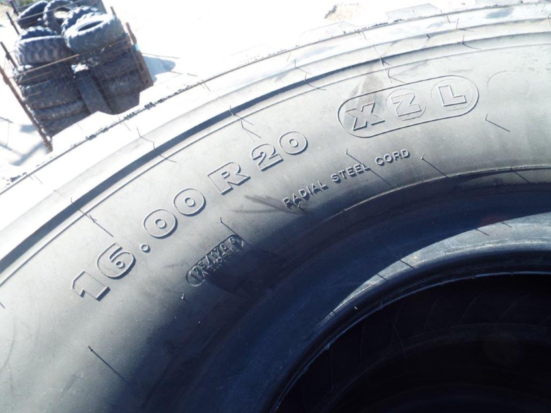 5 x Michelin 16.00 R20 XZL Tyres - Image 7 of 8