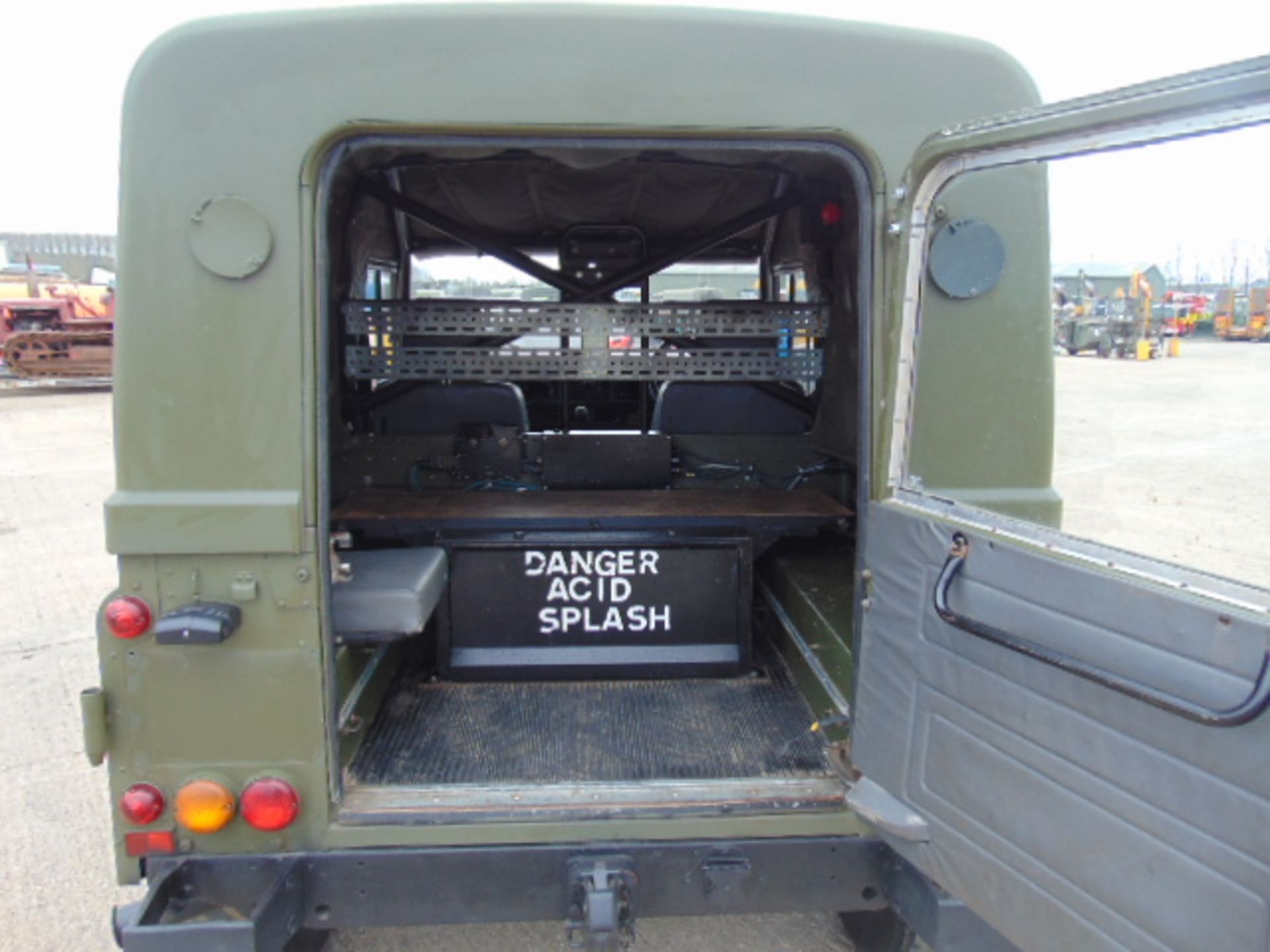 Military Specification Land Rover Wolf 90 Hard Top - Image 11 of 22