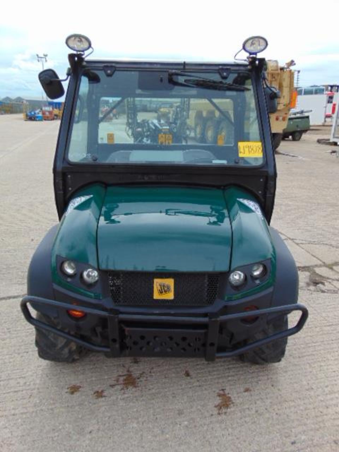 2015 JCB Workmax 1000D 4WD Diesel with rear tipping body and power steering 838 hours ONLY - Image 2 of 11