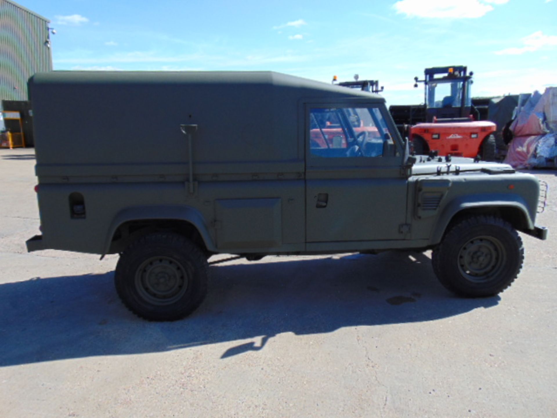 Military Specification Land Rover Wolf 110 Hard Top FFR - Bild 8 aus 29