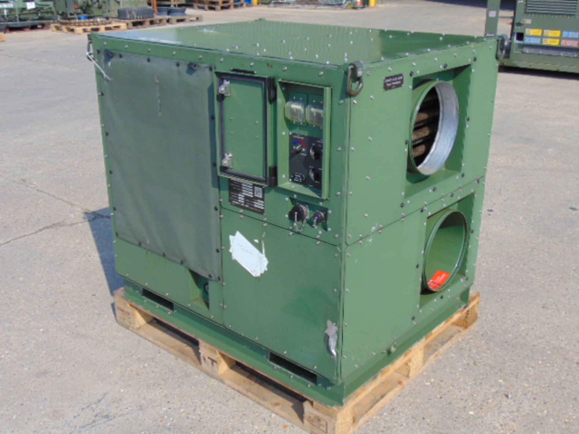 Nordic Air 0WJE1 36,000 BTUH 3 Phase Environmental Control Unit - Image 2 of 21