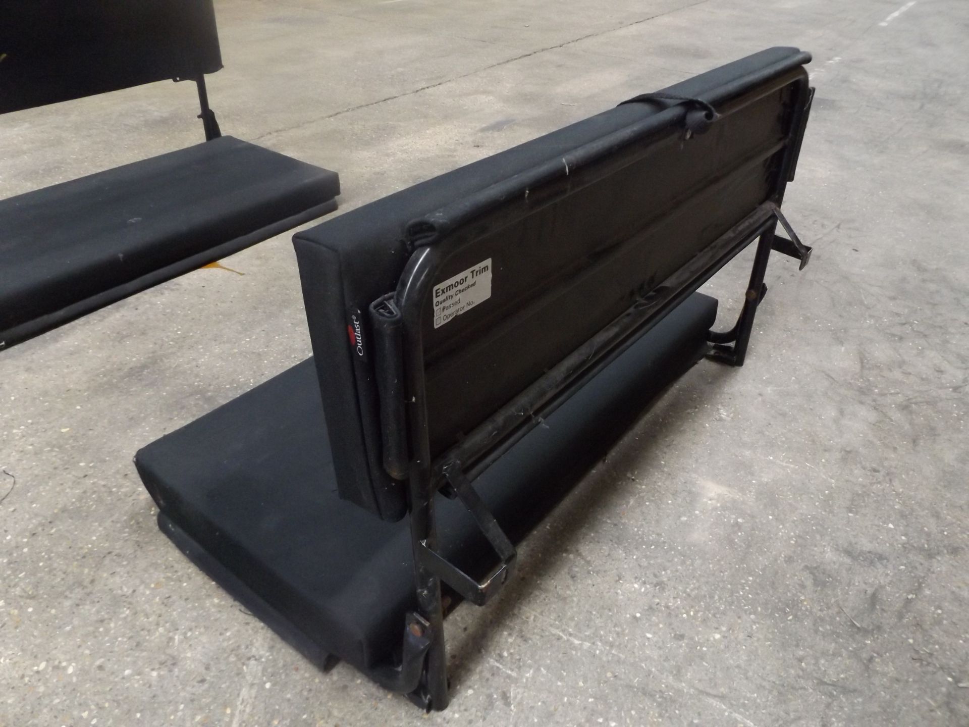 2 x Land Rover Wolf Bench Seats - Bild 7 aus 9