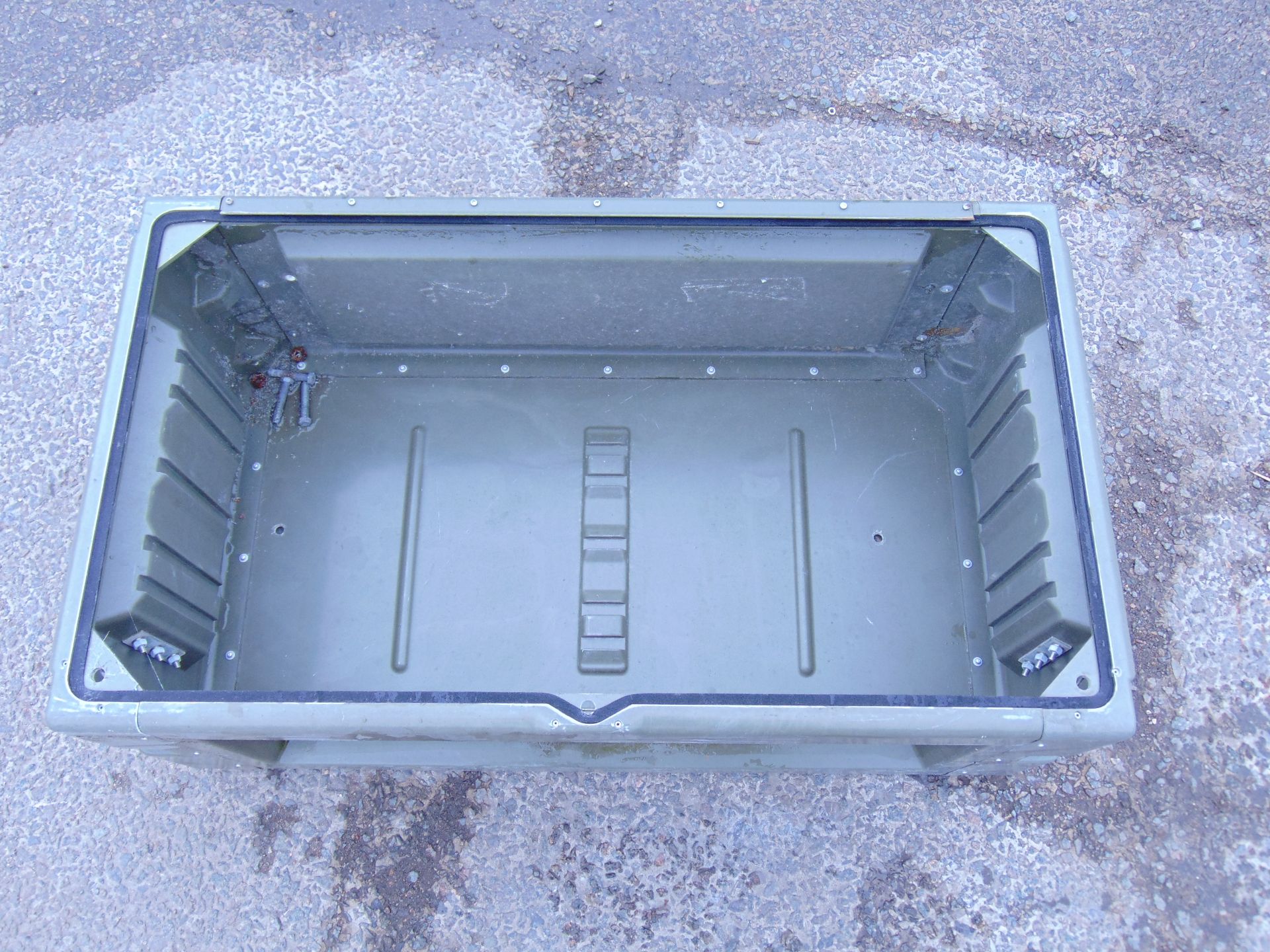 5 x Heavy Duty Interconnecting Storage Boxes With Lids - Image 6 of 8