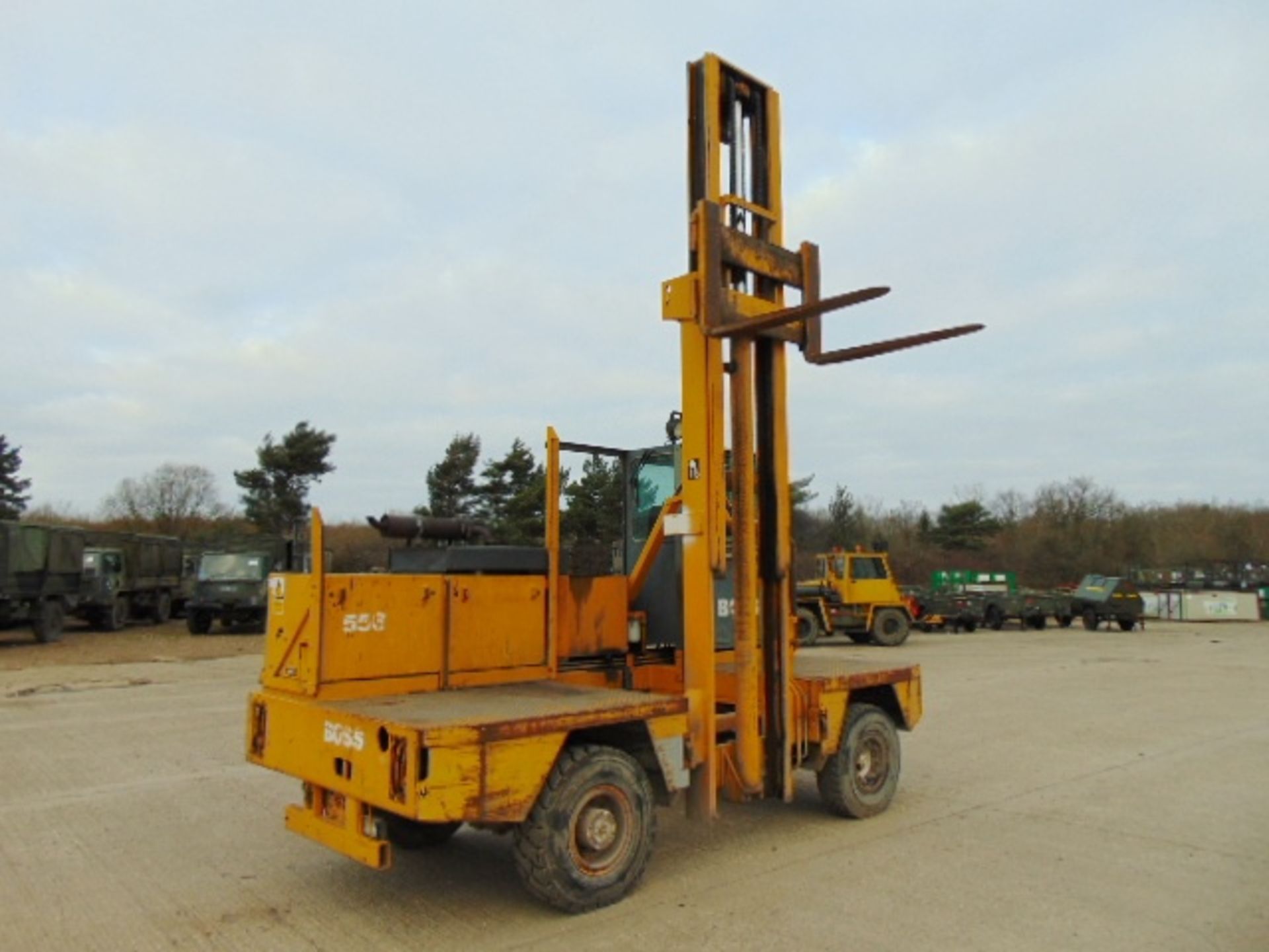 Lancer Boss 556 Sideloader Diesel Forklift - Image 3 of 17